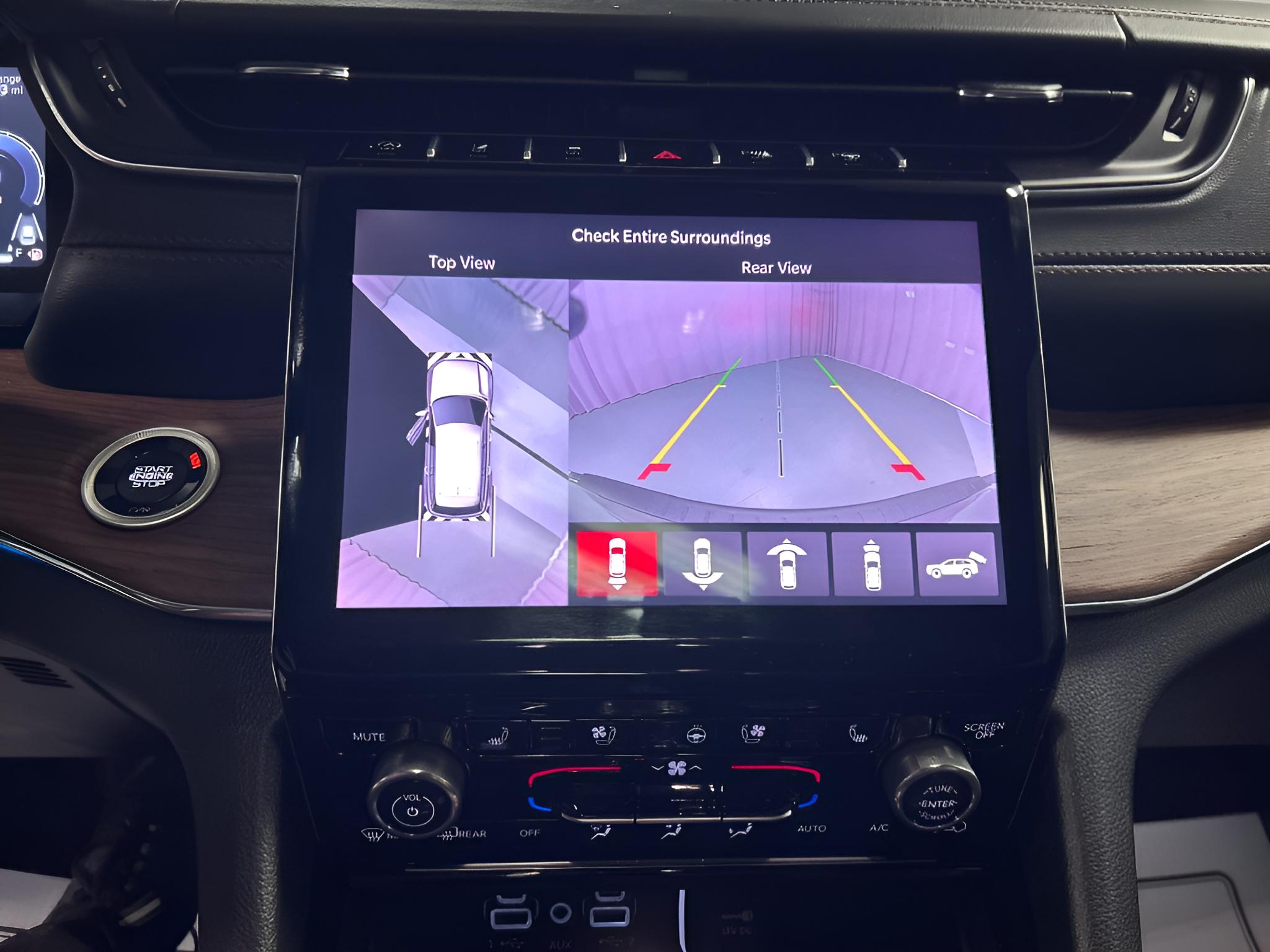 2025 Jeep Grand Cherokee L Summit 4x4