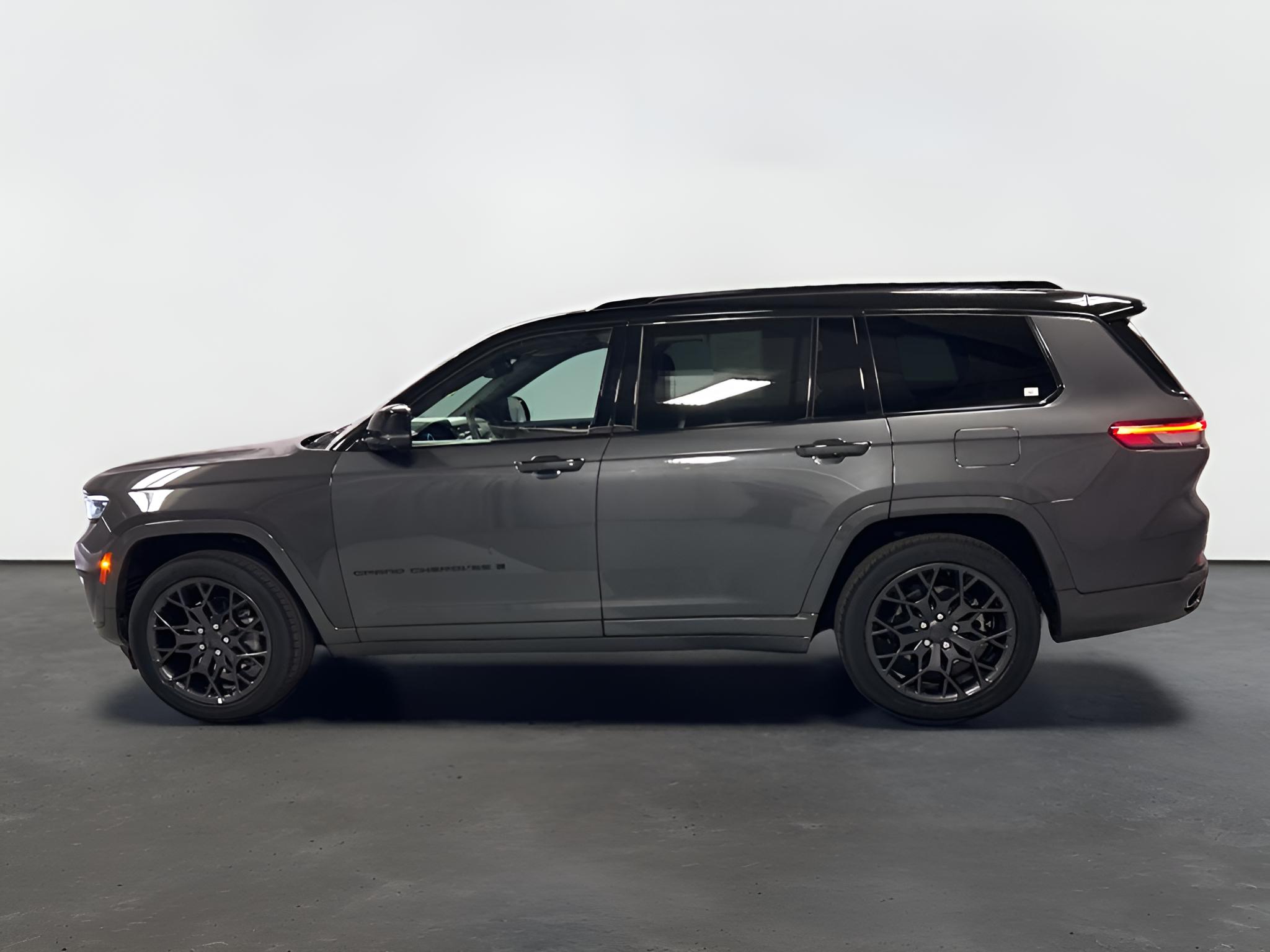 2025 Jeep Grand Cherokee L Summit 4x4