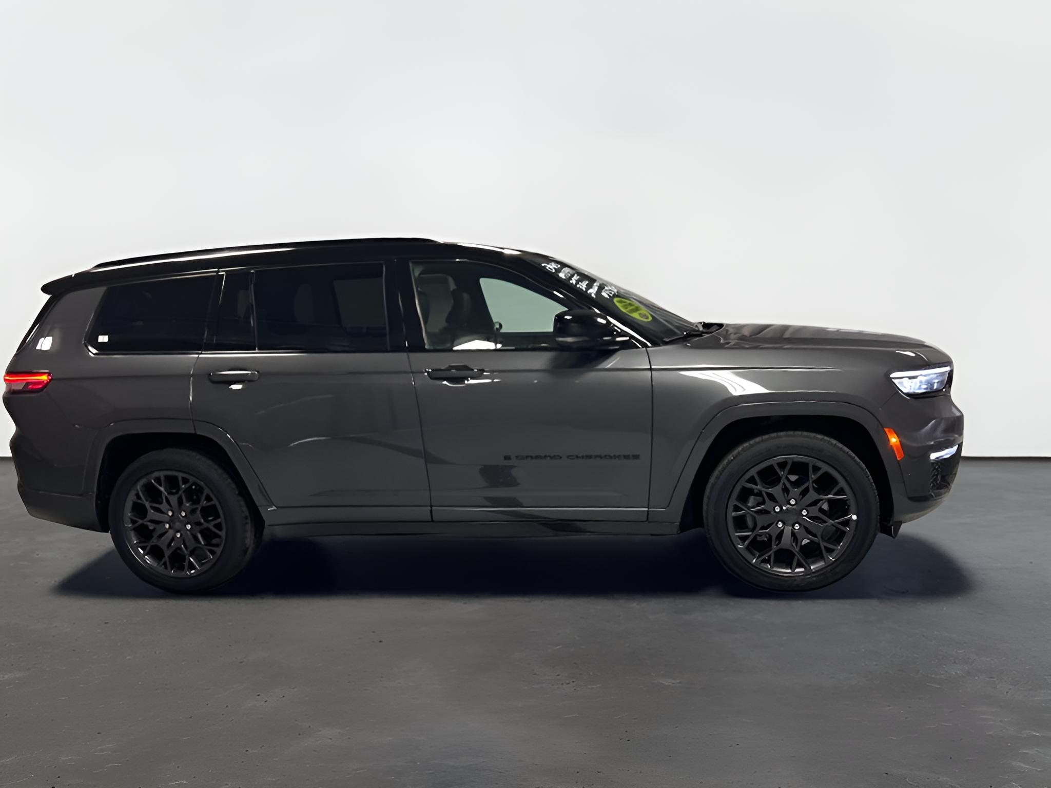 2025 Jeep Grand Cherokee L Summit 4x4