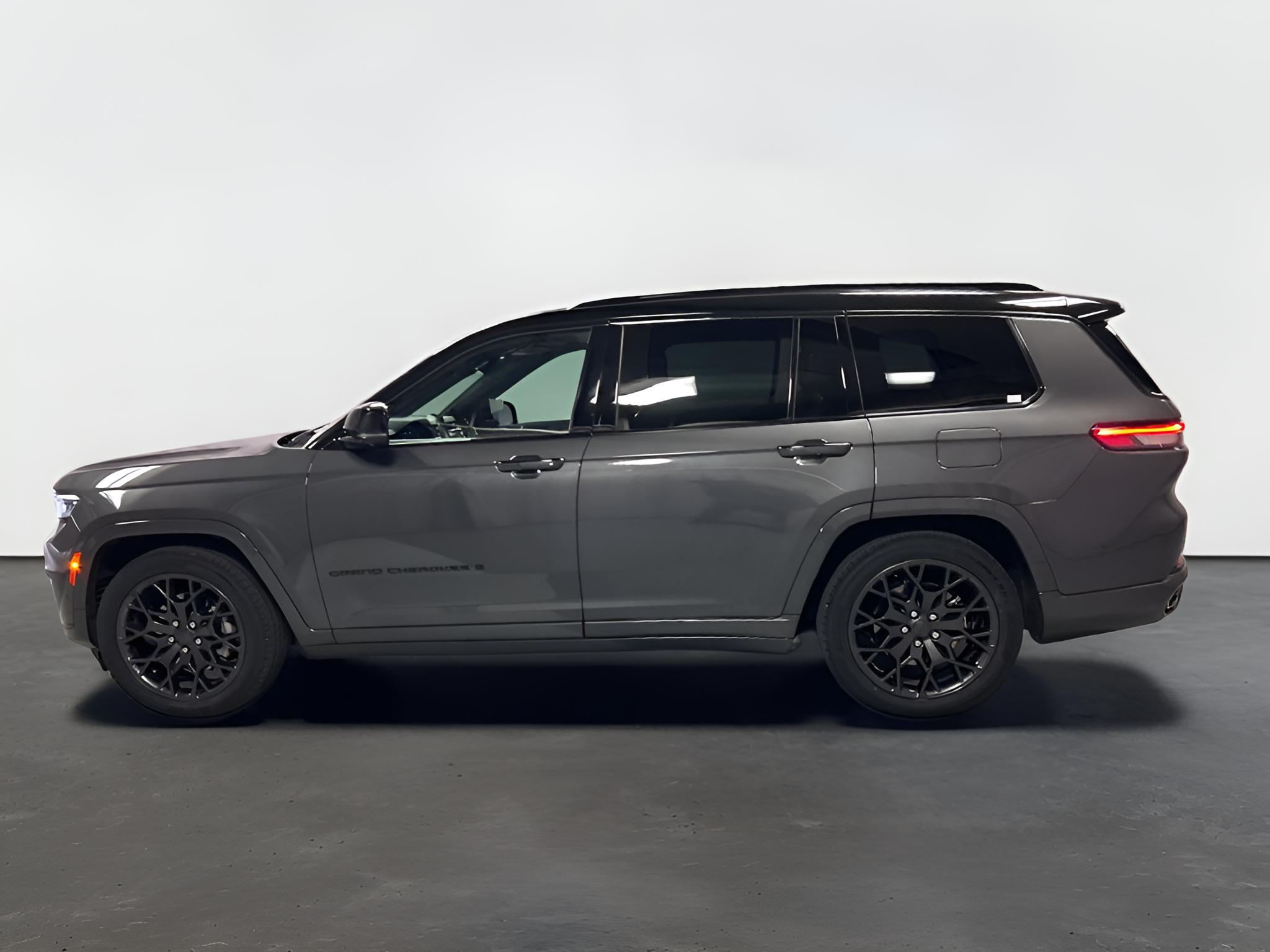 2025 Jeep Grand Cherokee L Summit 4x4