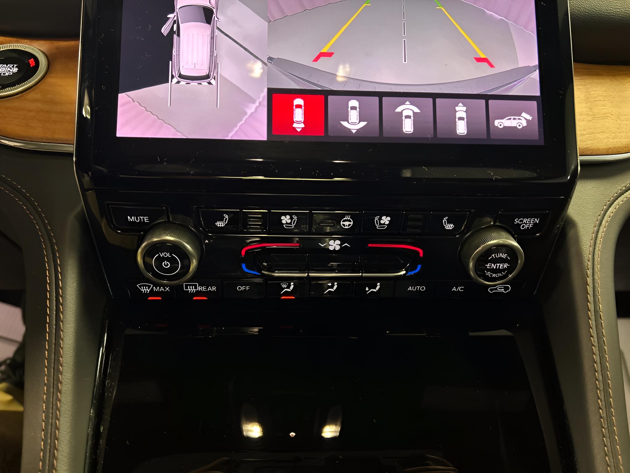 2025 Jeep Grand Cherokee L Summit Reserve 4x4