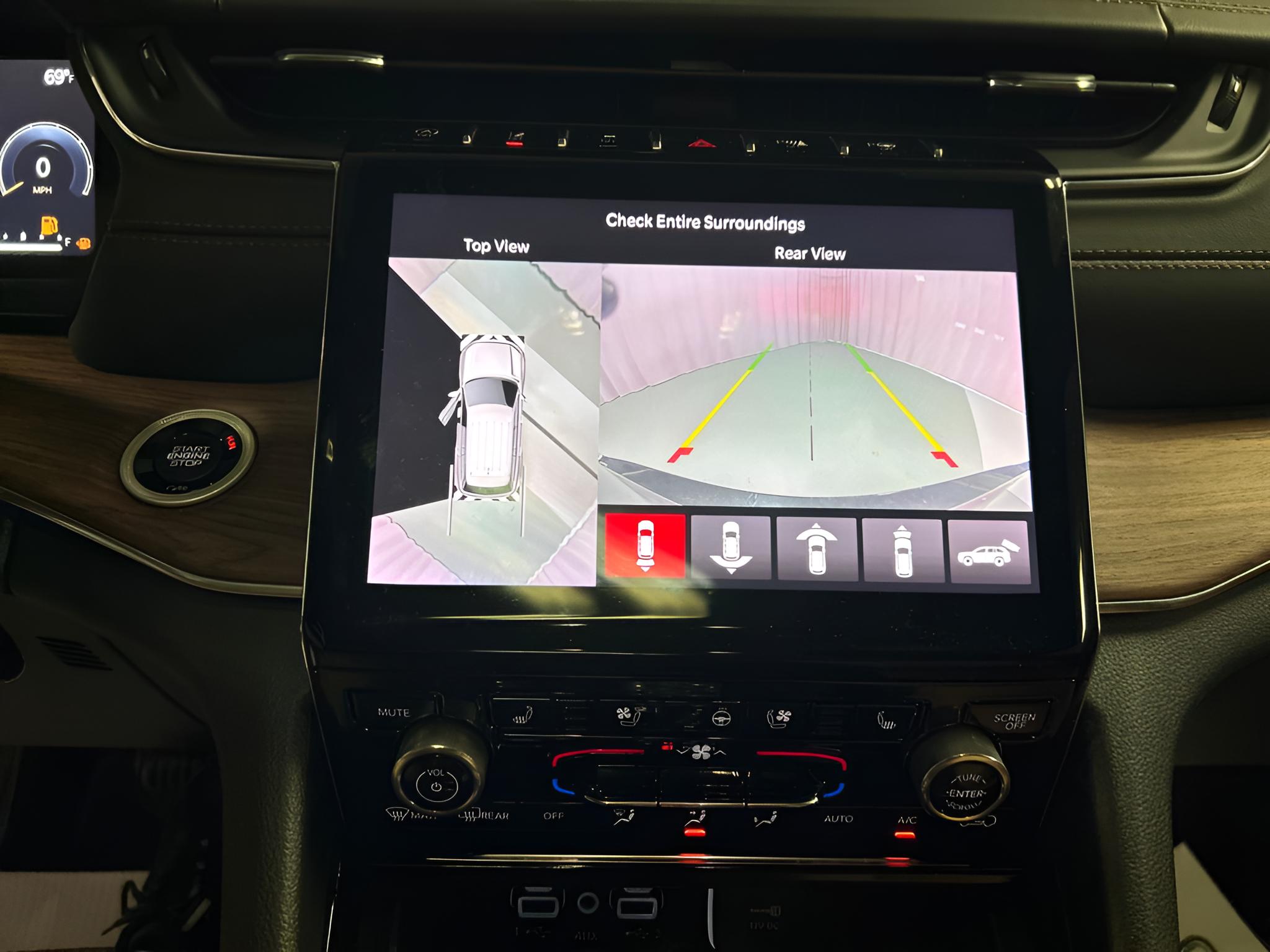 2023 Jeep Grand Cherokee L Summit 4x4