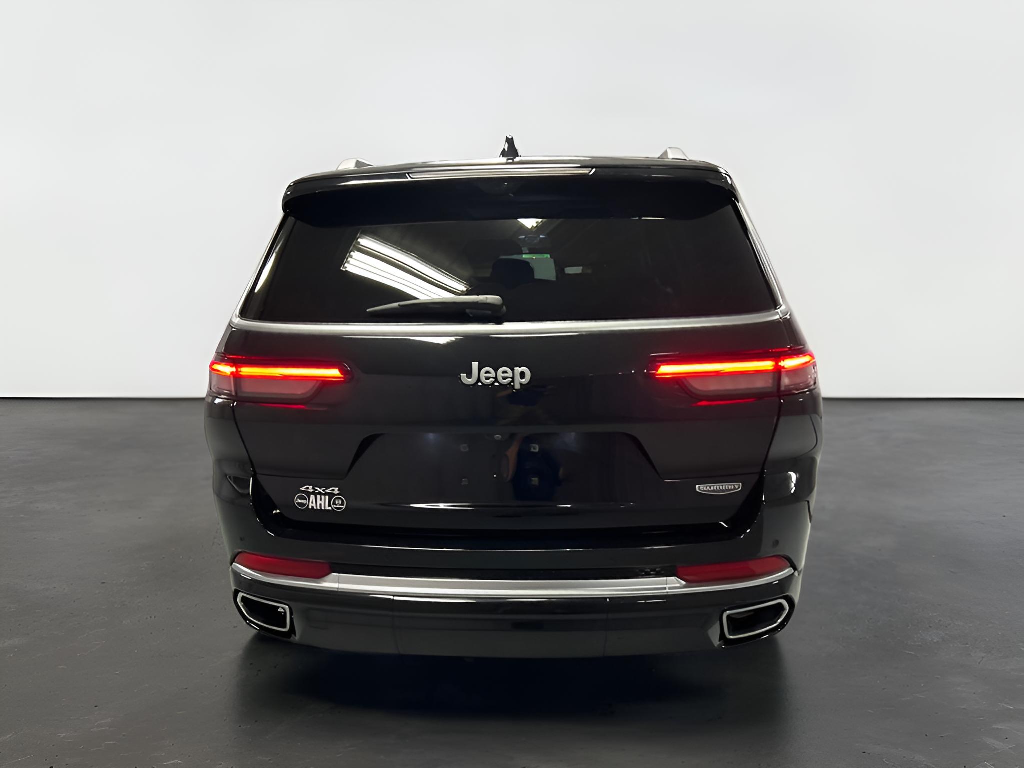 2023 Jeep Grand Cherokee L Summit 4x4