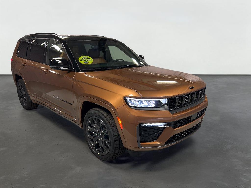 2027 Jeep Grand Cherokee GRAND CHEROKEE L SUMMIT 4X4