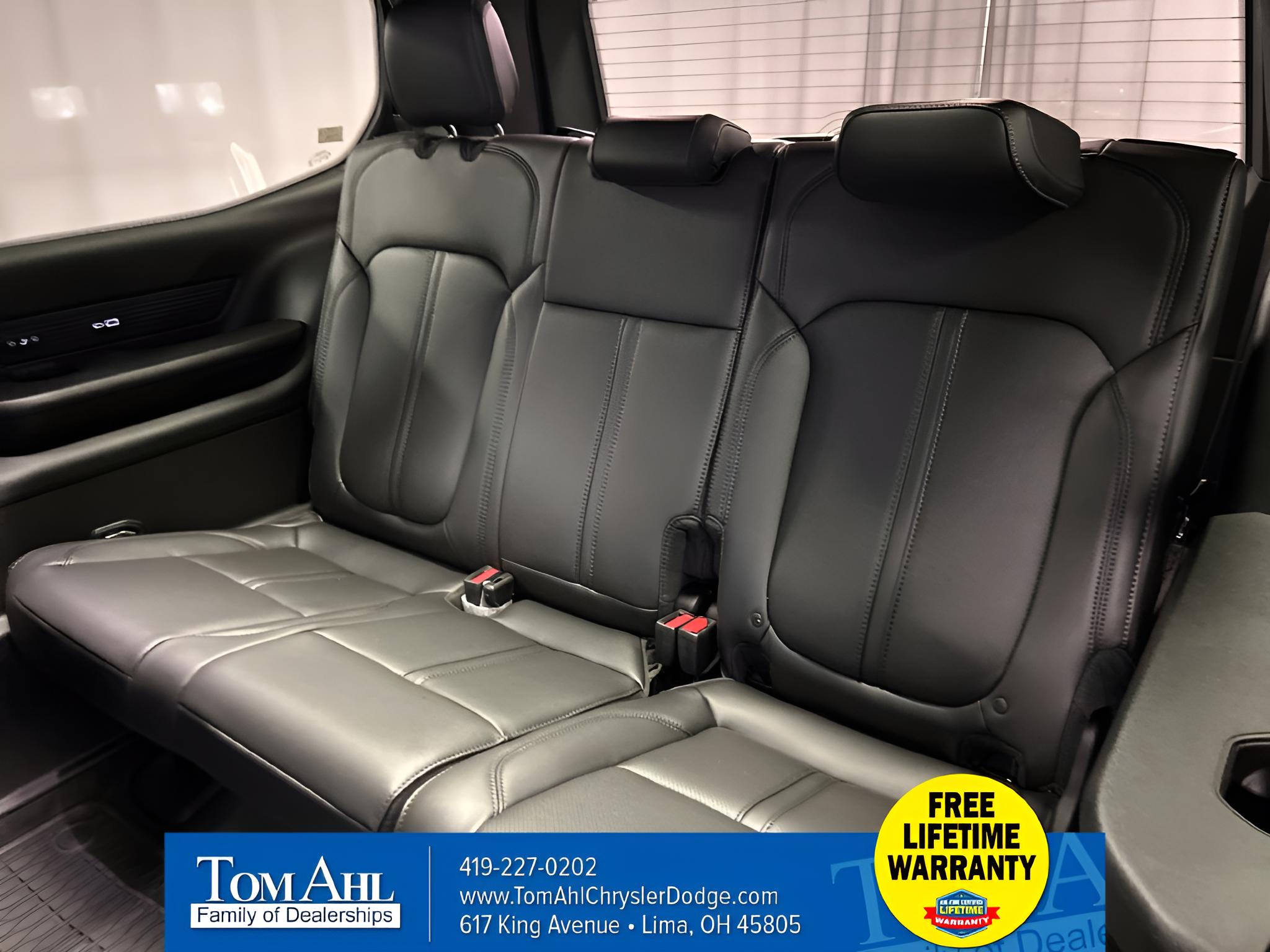 2027 Jeep Grand Wagoneer GRAND WAGONEER UPLAND 4X4