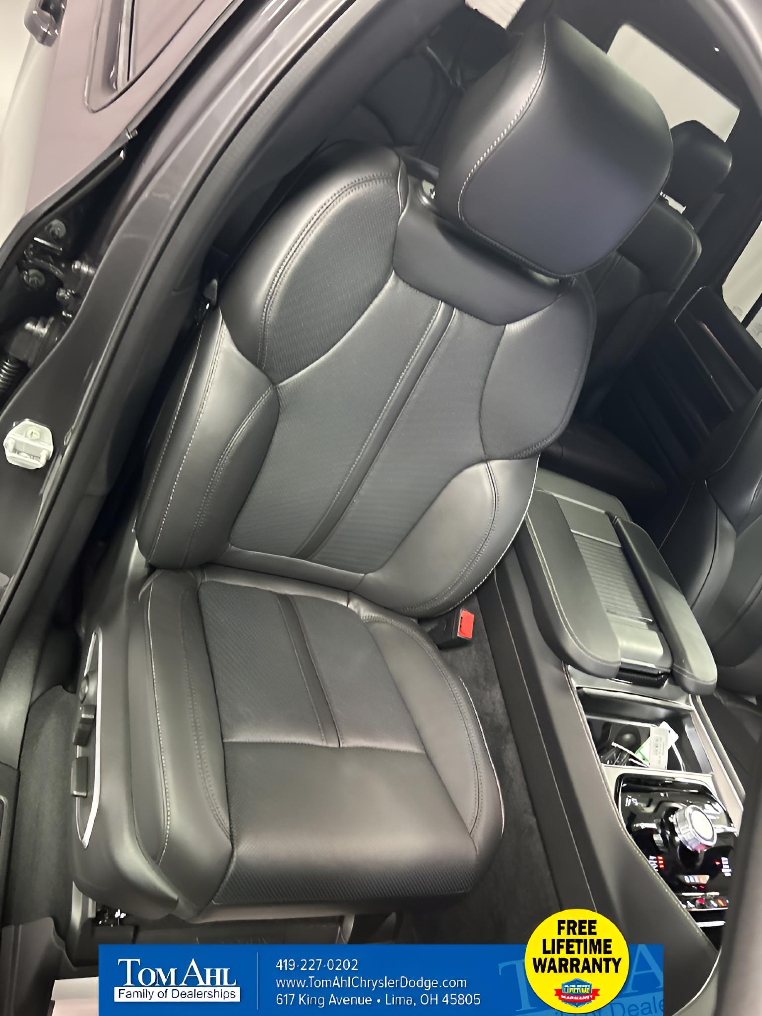 2027 Jeep Grand Wagoneer GRAND WAGONEER UPLAND 4X4