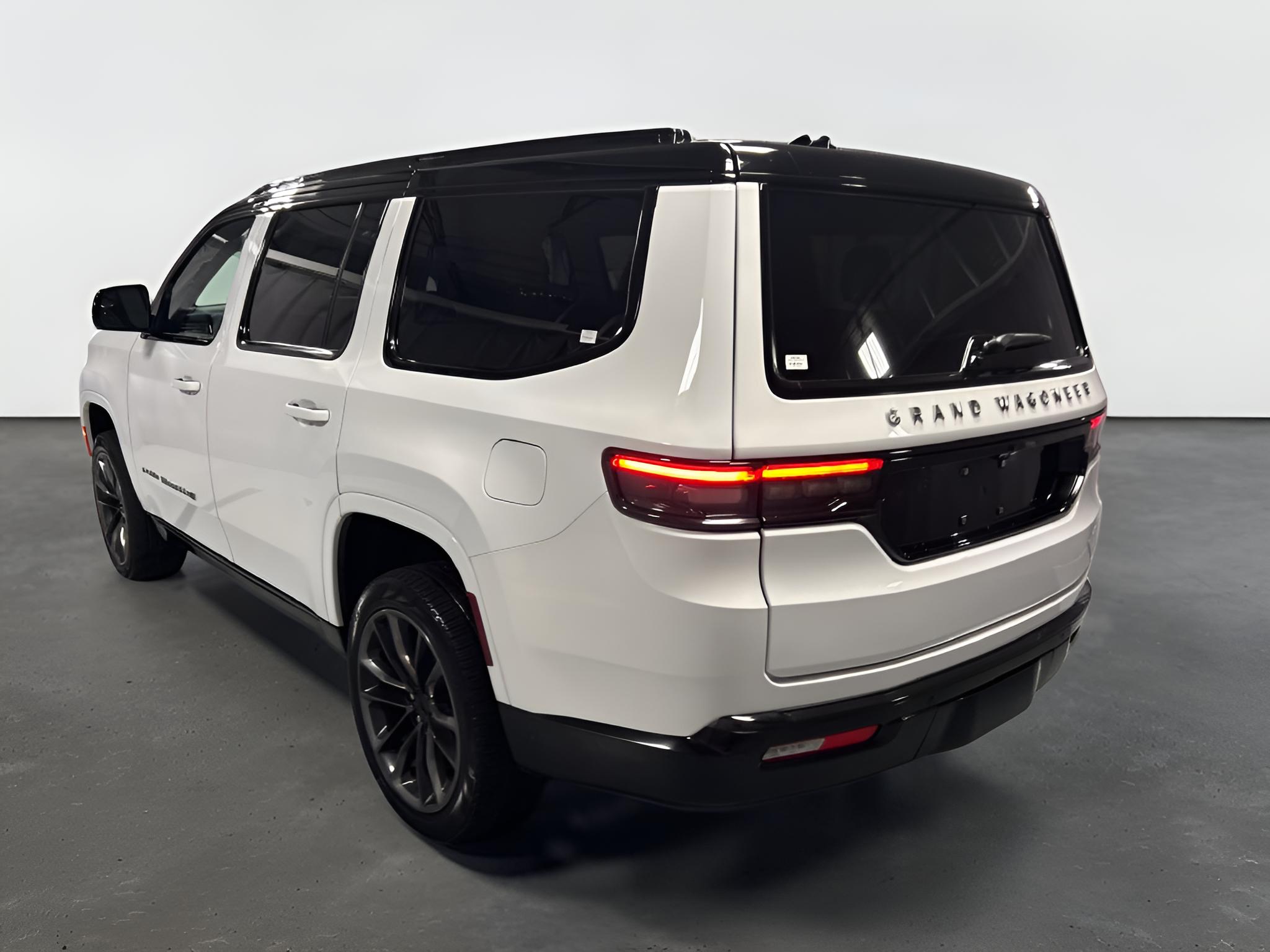 2025 Jeep Grand Wagoneer Series III Obsidian 4x4