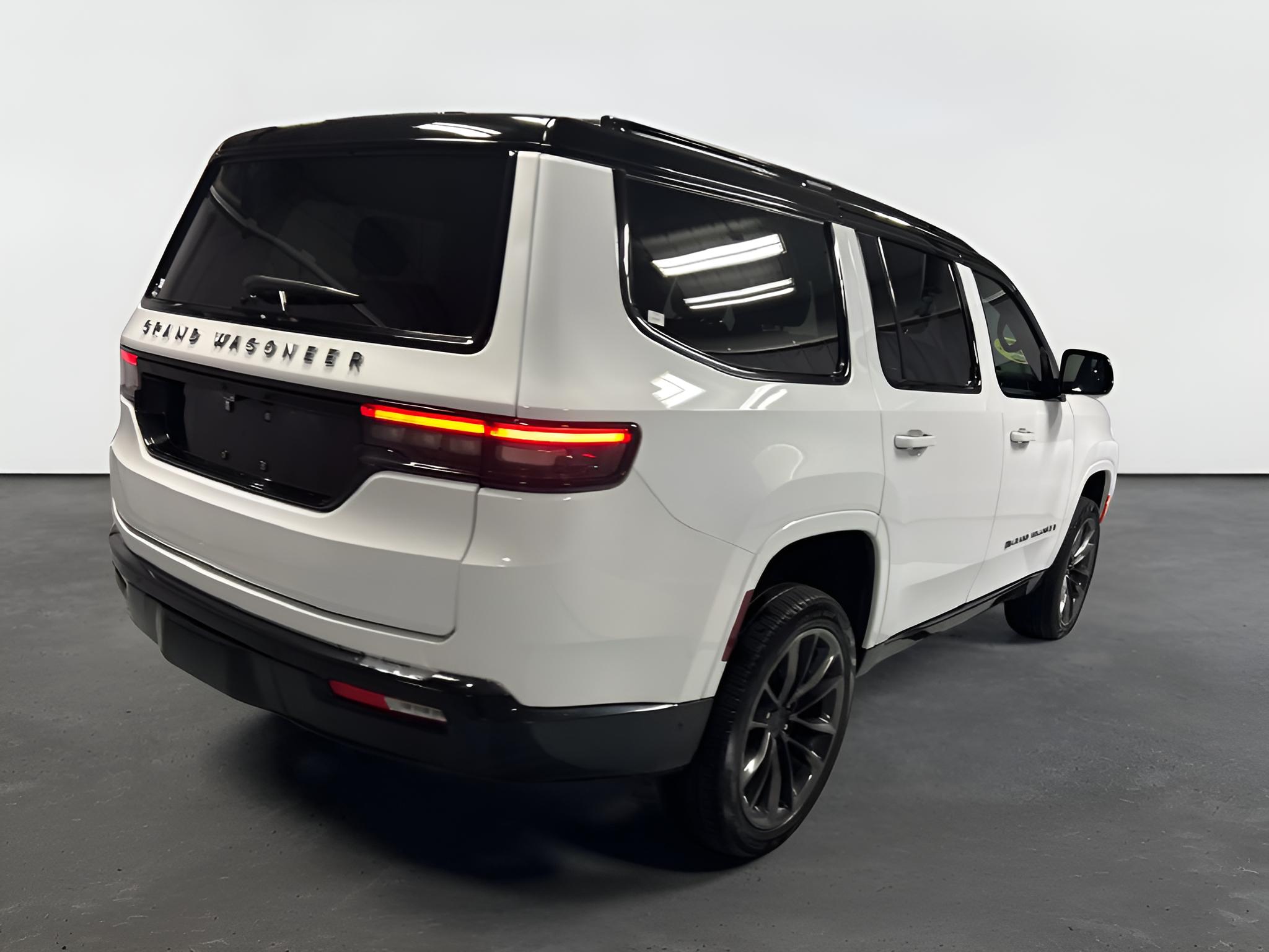 2025 Jeep Grand Wagoneer Series III Obsidian 4x4