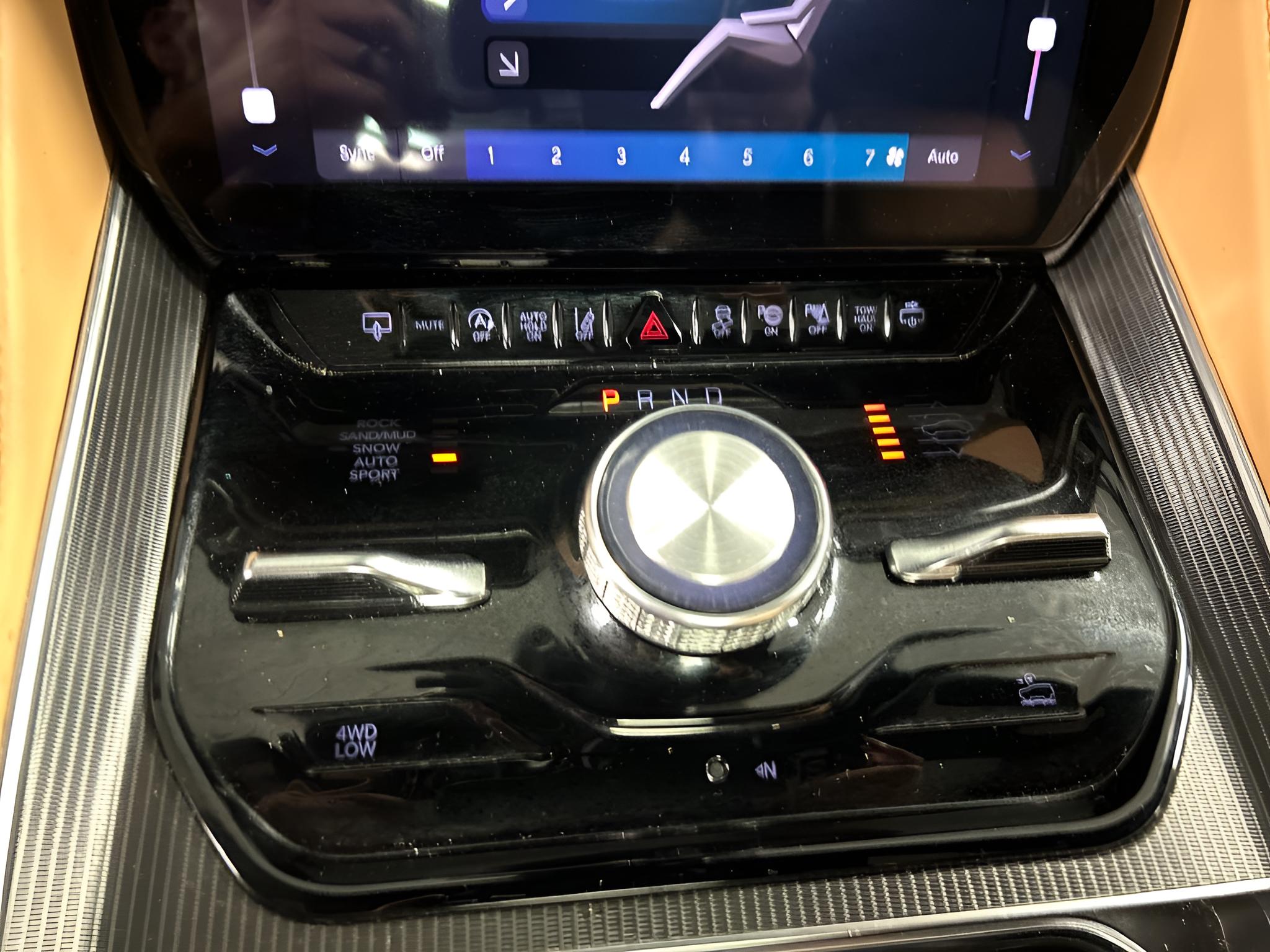 2025 Jeep Grand Wagoneer Series III Obsidian 4x4