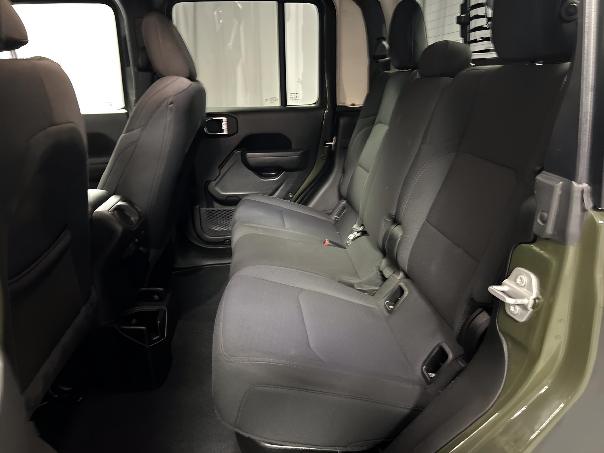 2022 Jeep Gladiator Willys 4x4