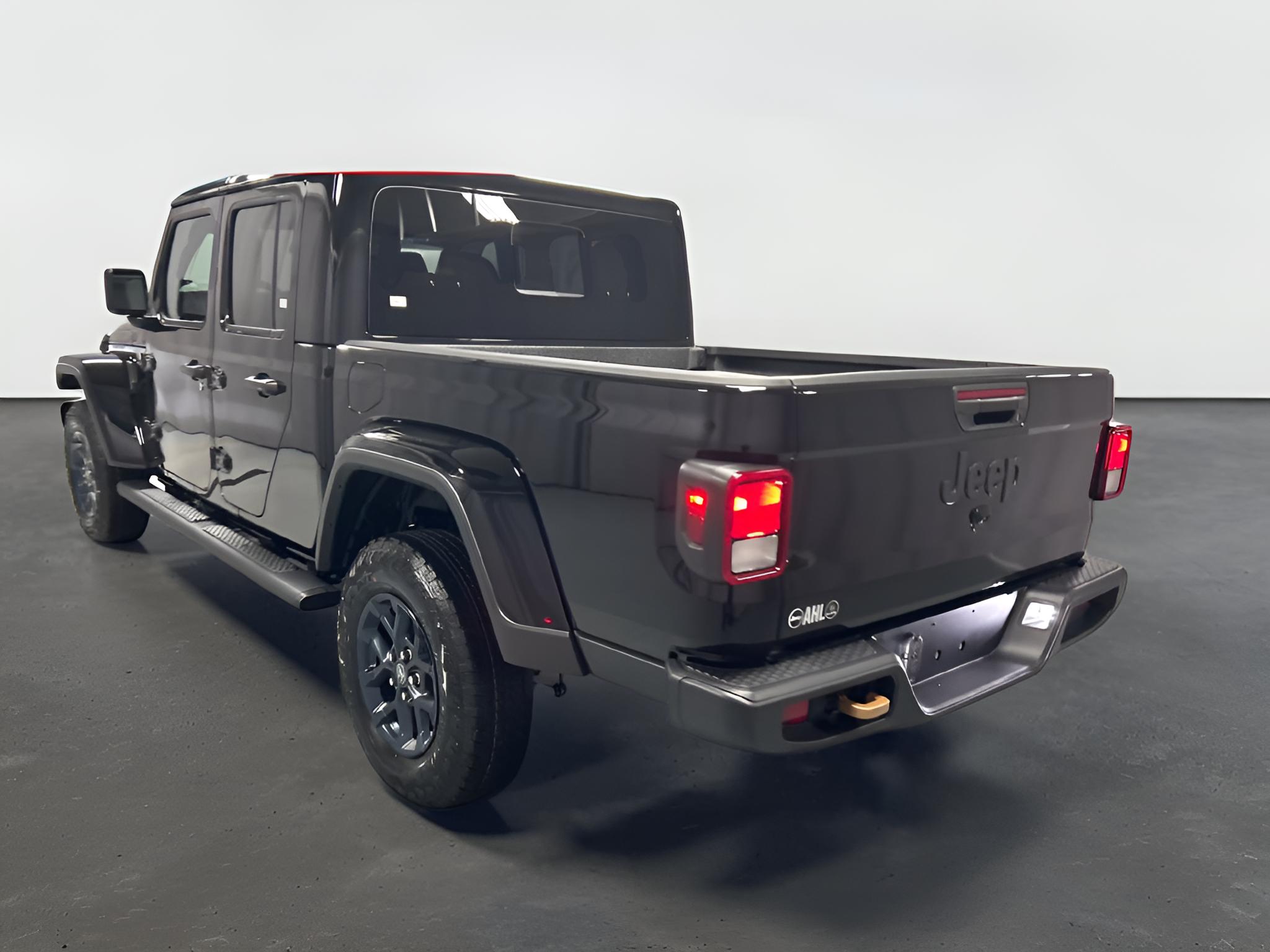 2026 Jeep Gladiator GLADIATOR 85TH ANNIVERSARY EDITION 4X4