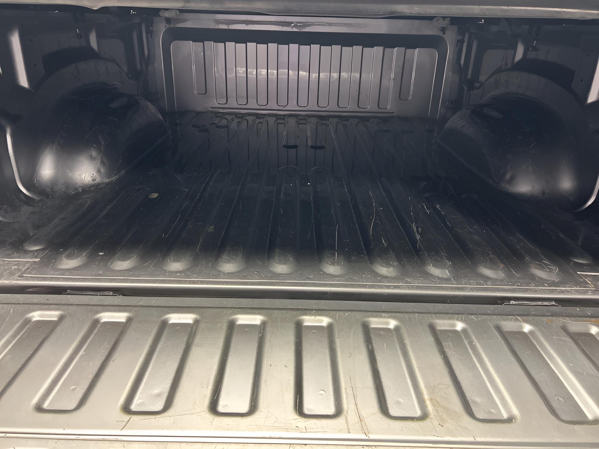 2022 RAM 1500 Big Horn Quad Cab 4x4 6'4' Box