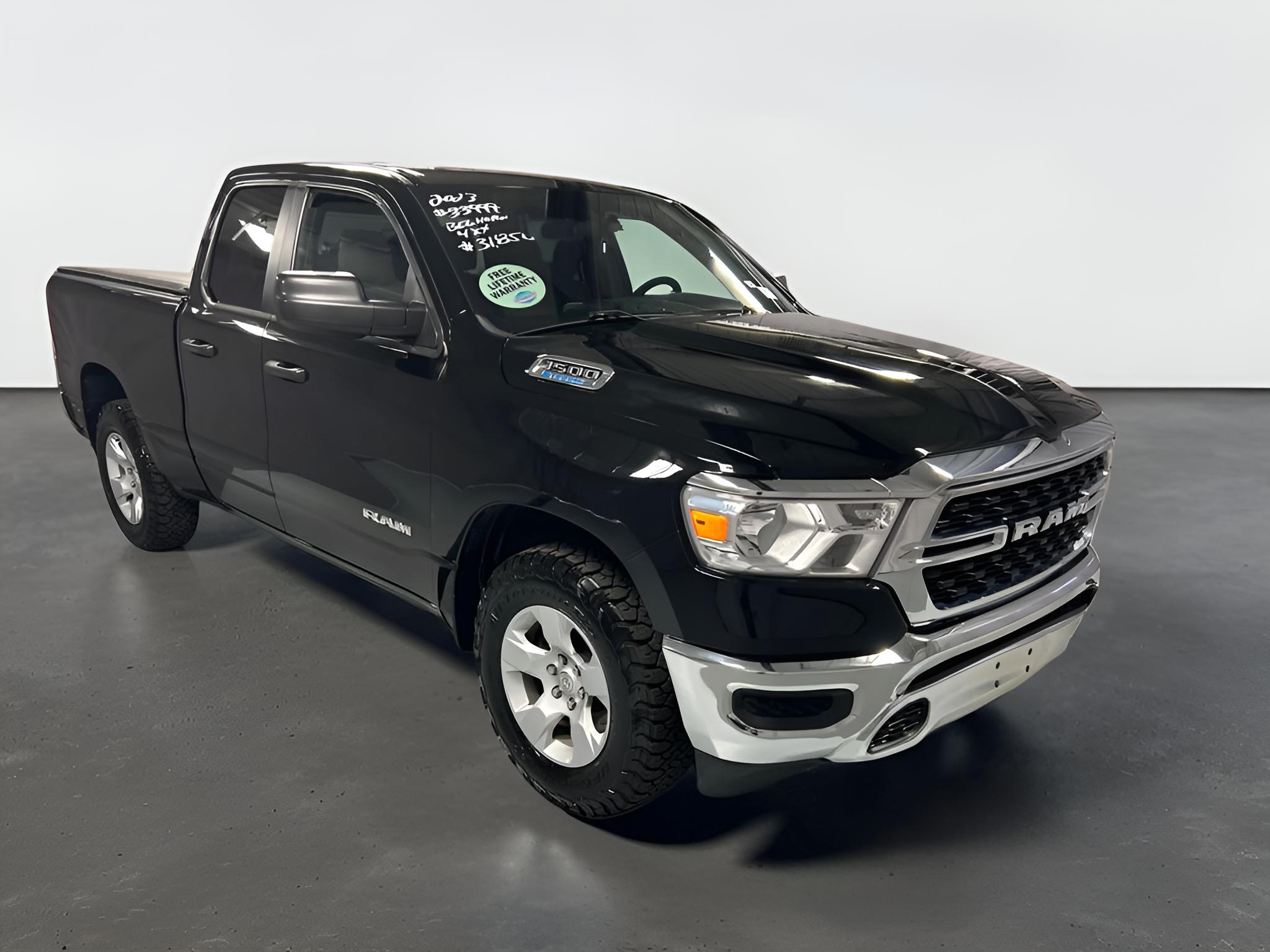2023 RAM 1500 Big Horn Quad Cab 4x4 6'4' Box