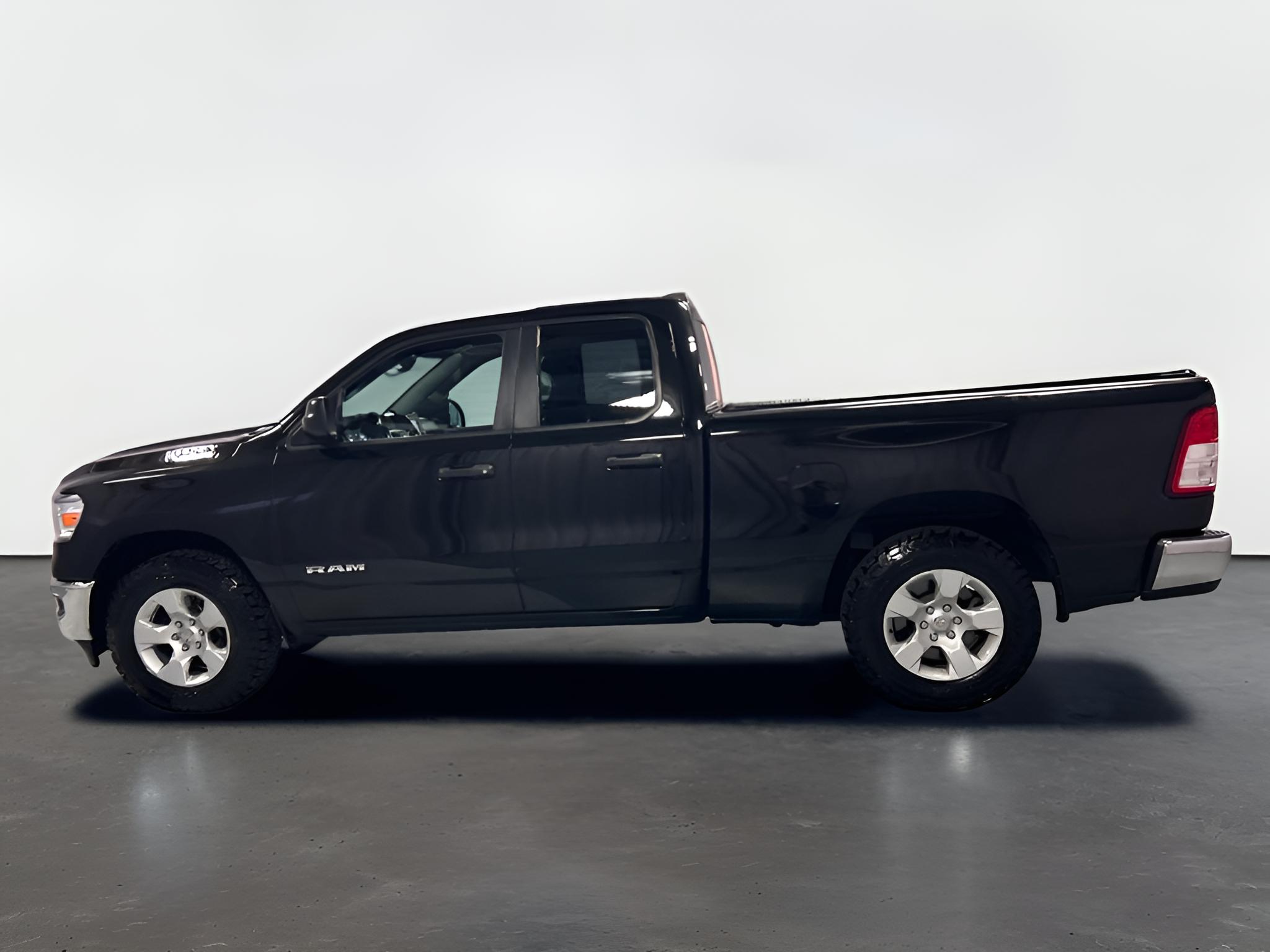 2023 RAM 1500 Big Horn Quad Cab 4x4 6'4' Box