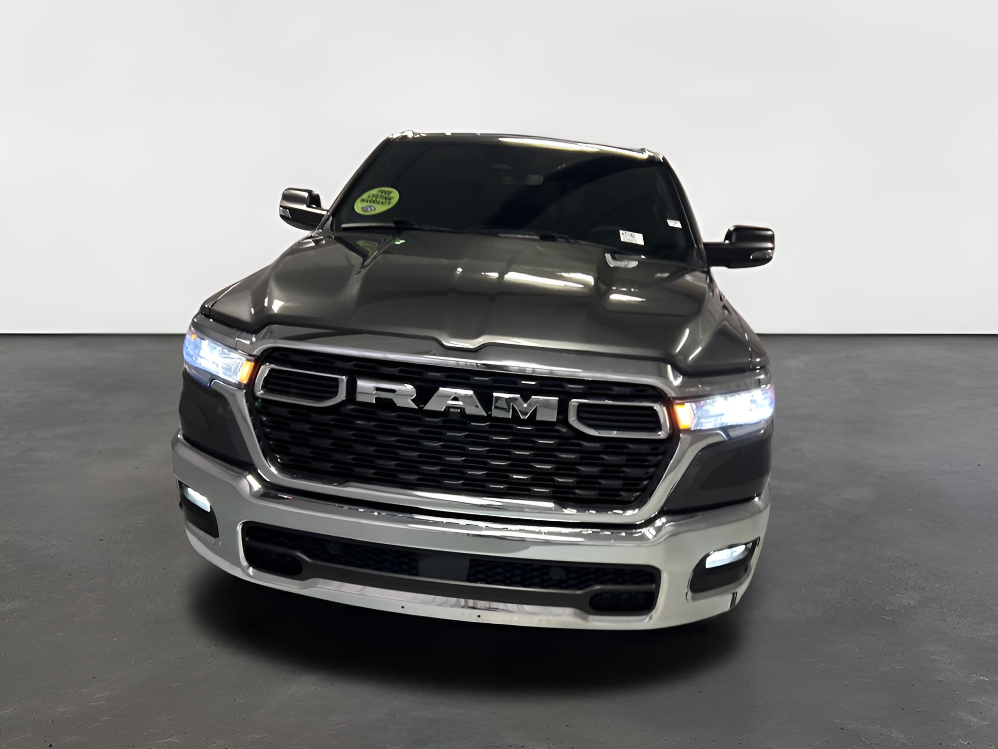 2025 RAM 1500 Big Horn Crew Cab 4x4 5'7' Box