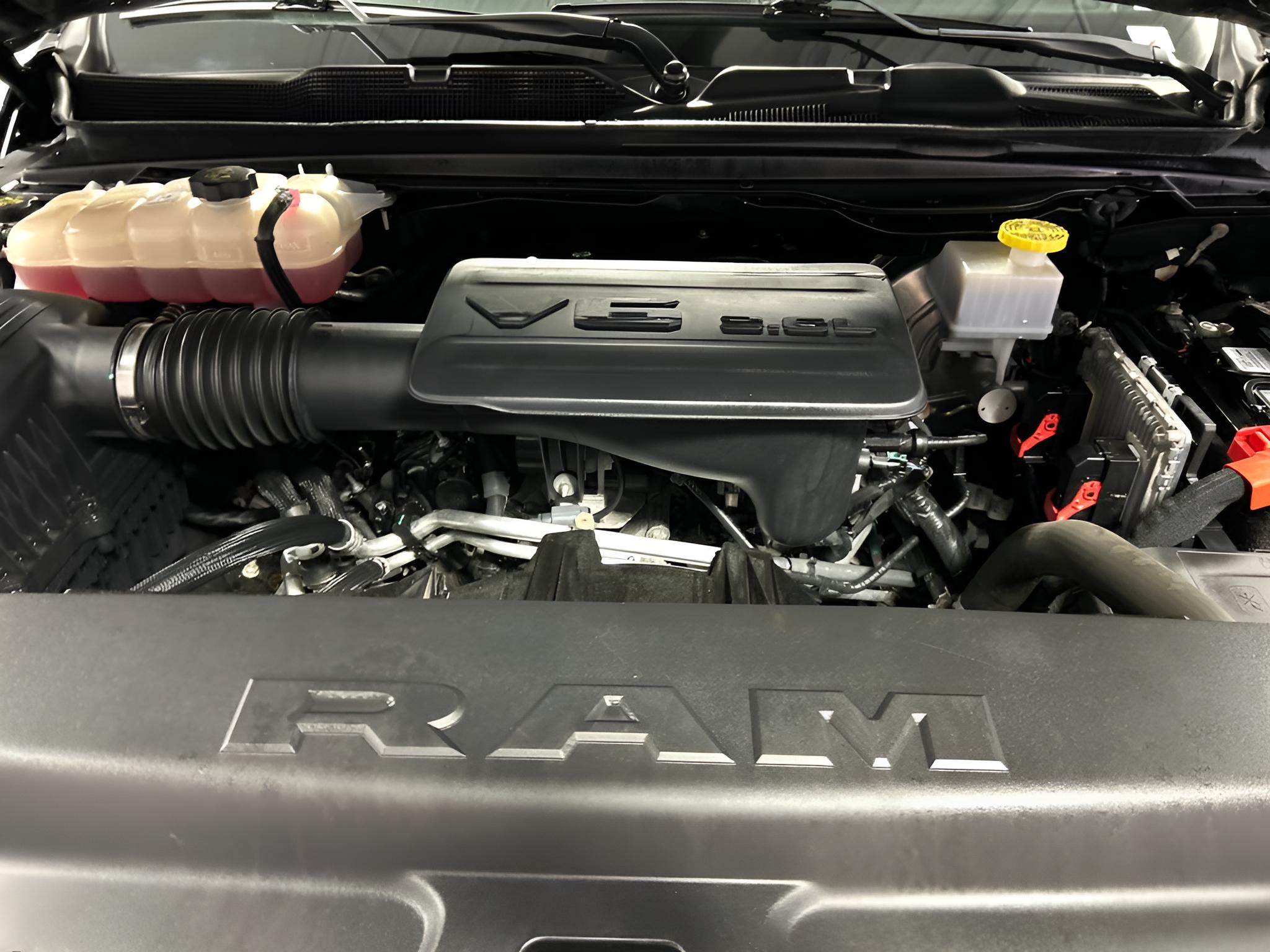 2023 RAM 1500 Big Horn Crew Cab 4x4 5'7' Box