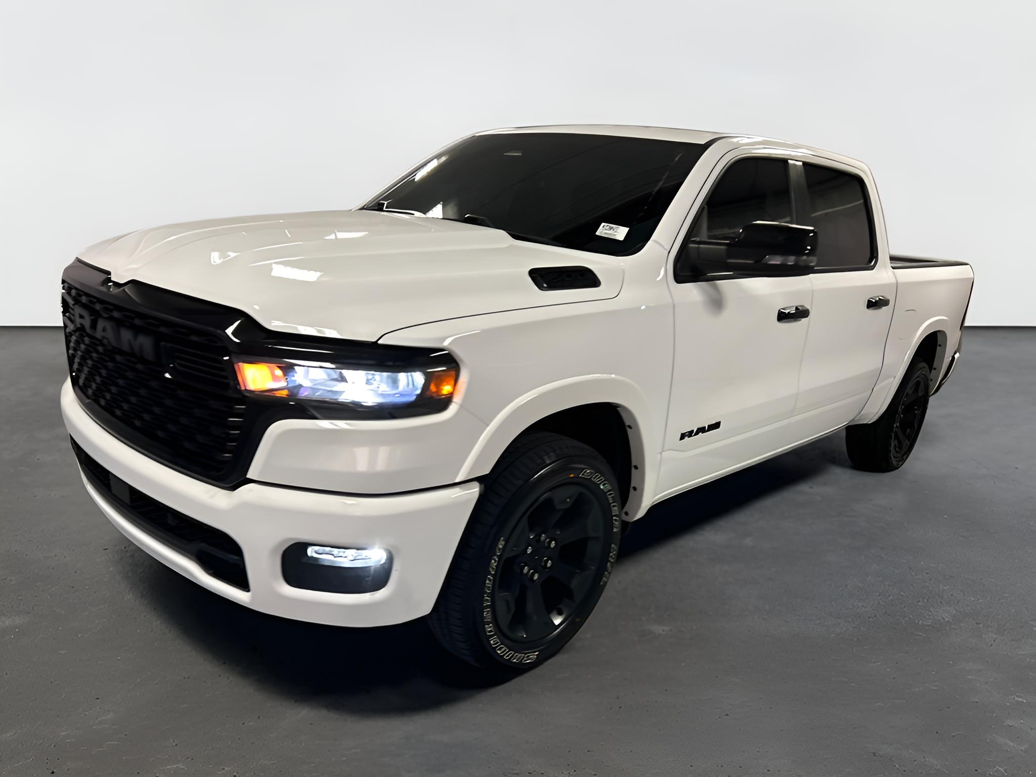 2025 RAM 1500 Big Horn Crew Cab 4x4 5'7' Box