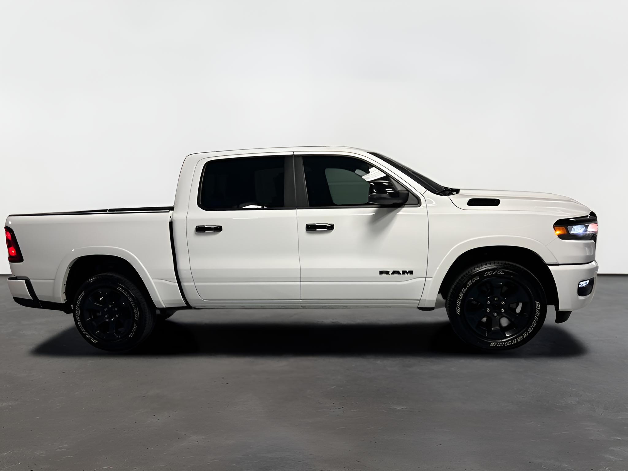 2025 RAM 1500 Big Horn Crew Cab 4x4 5'7' Box