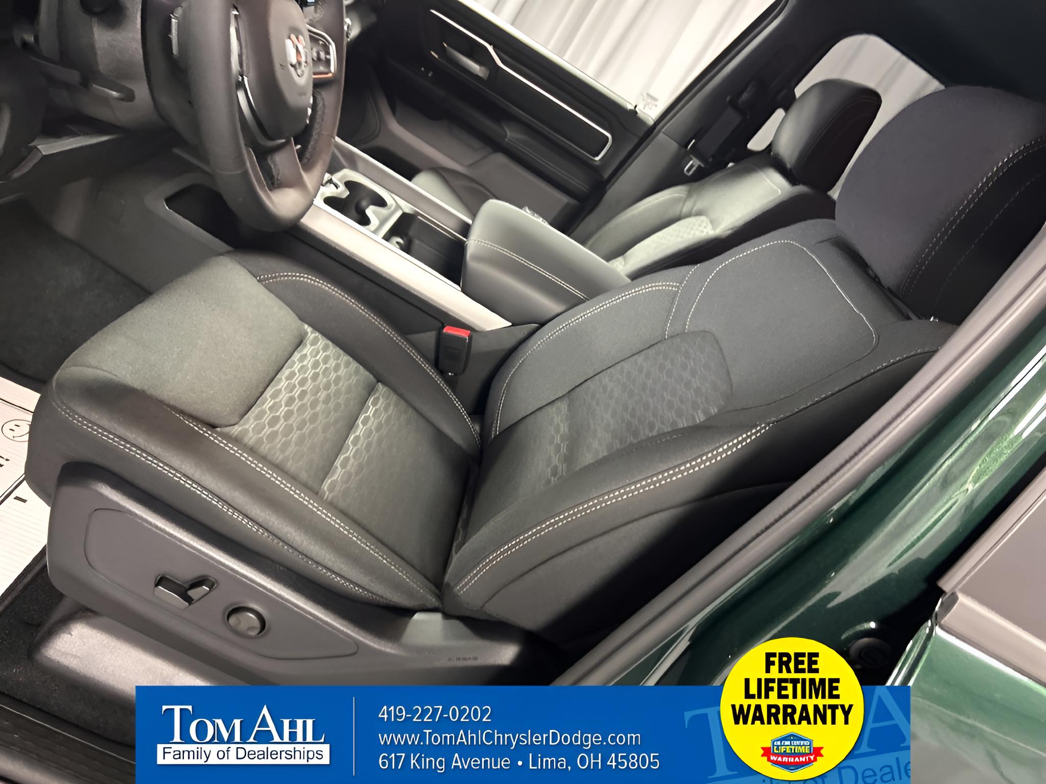 2027 RAM Ram 1500 RAM 1500 BIG HORN CREW CAB 4X4 5'7' BOX