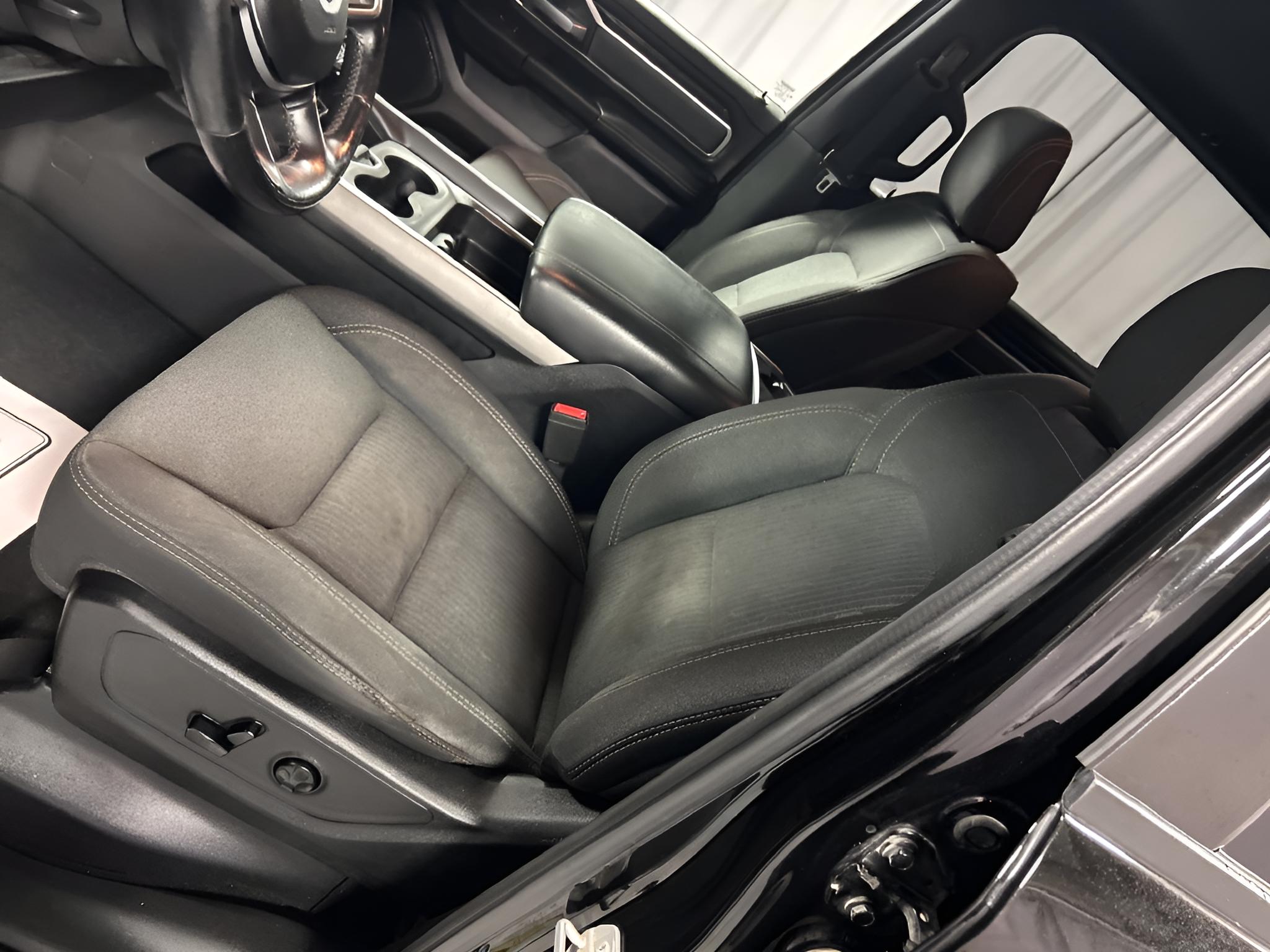 2019 RAM 1500 Big Horn/Lone Star Crew Cab 4x4 5'7' Box