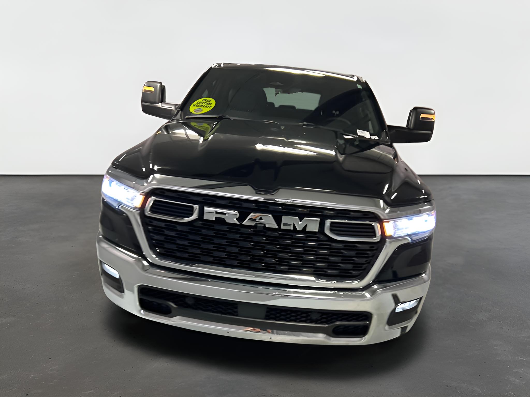 2026 RAM 1500 Big Horn Crew Cab 4x4 5'7' Box