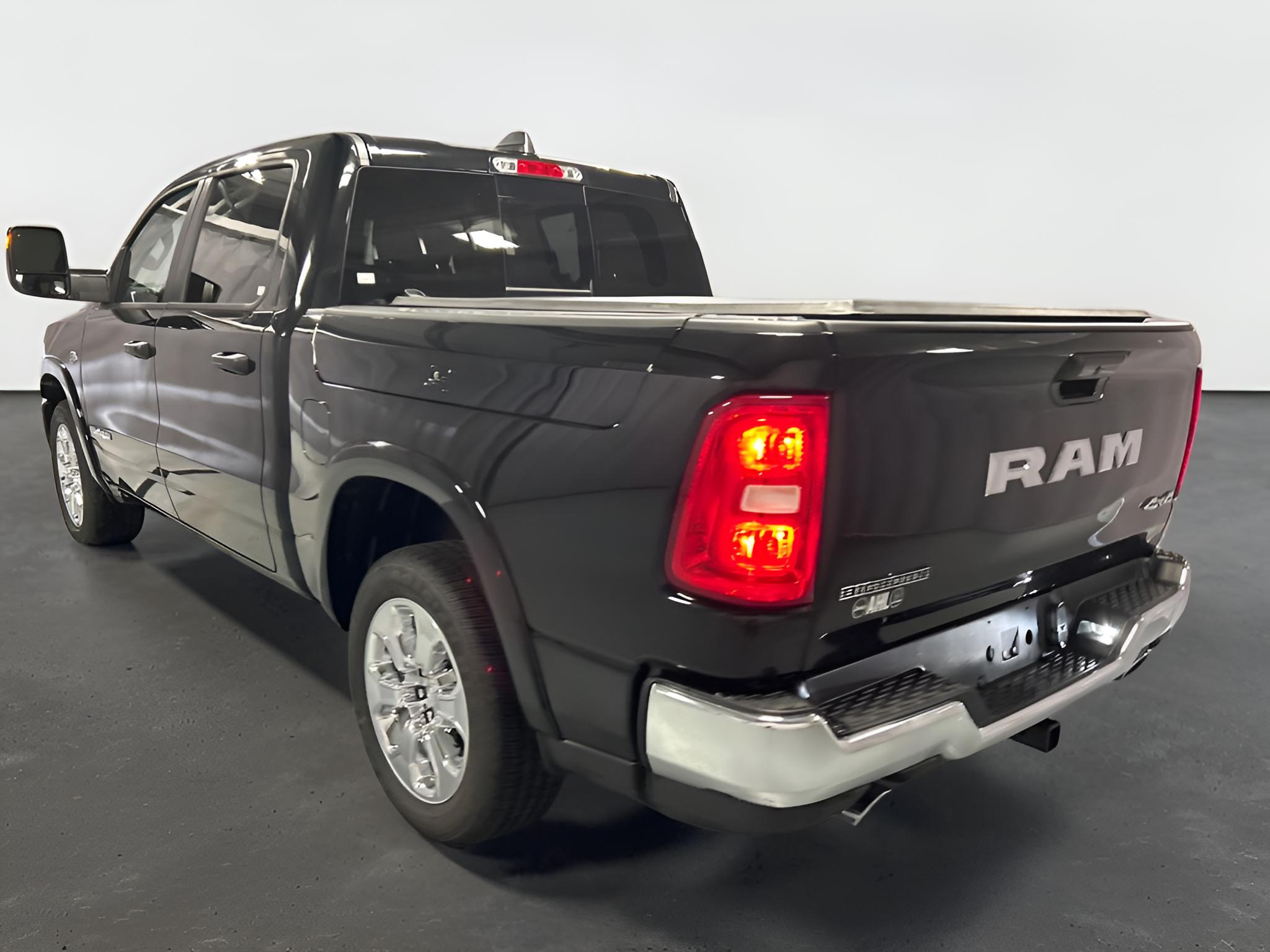 2026 RAM 1500 Big Horn Crew Cab 4x4 5'7' Box