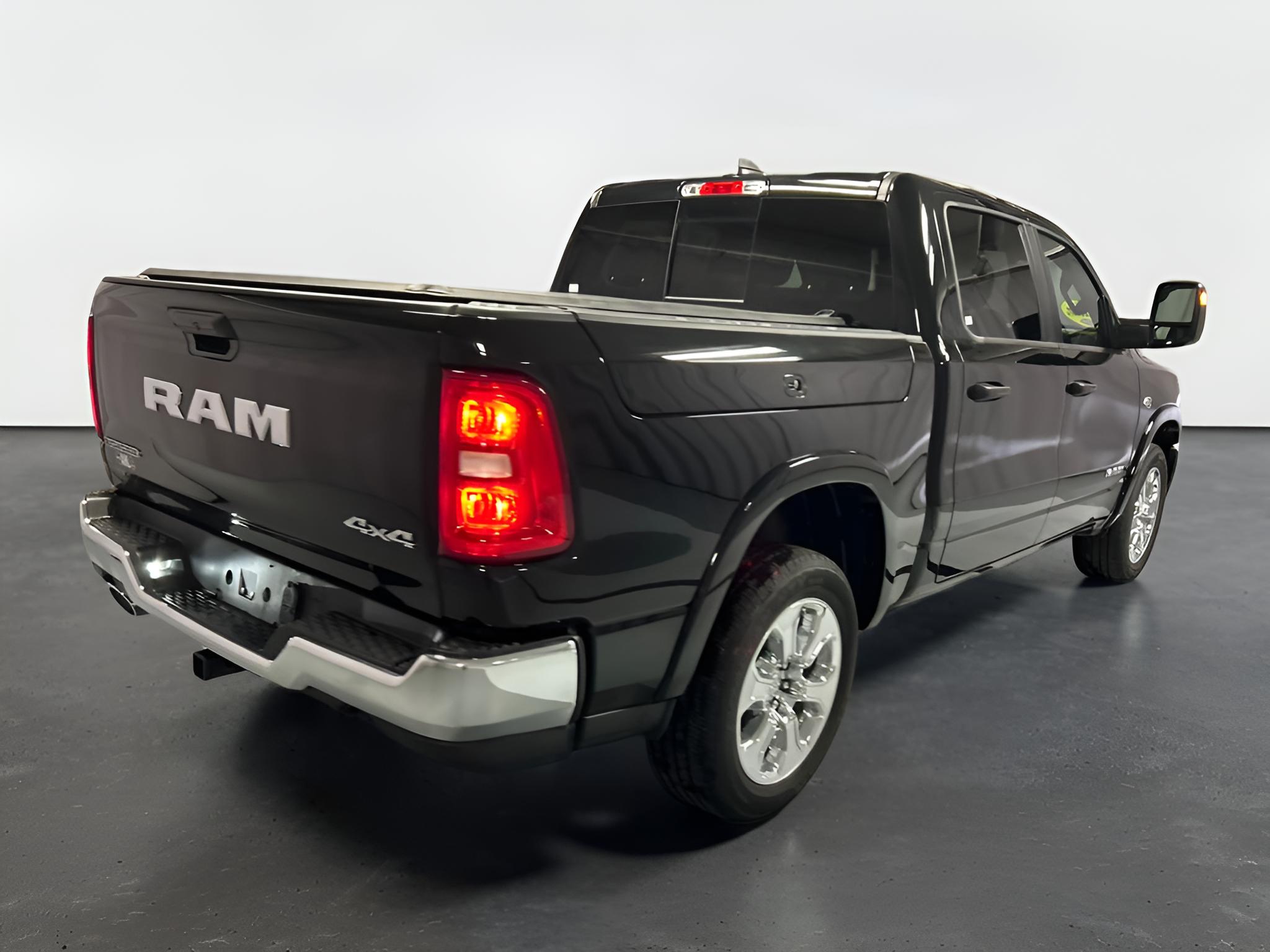 2026 RAM 1500 Big Horn Crew Cab 4x4 5'7' Box