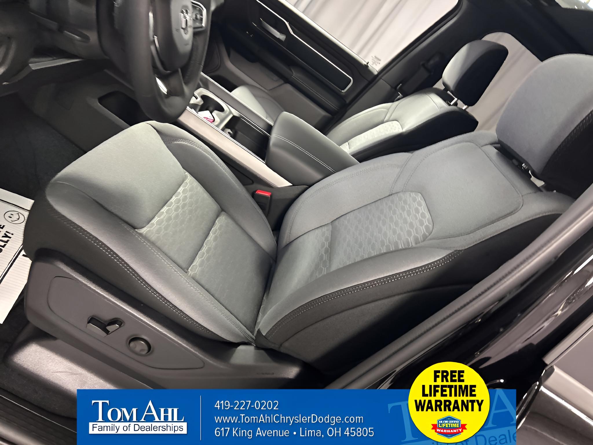 2027 RAM Ram 1500 RAM 1500 BIG HORN CREW CAB 4X4 5'7' BOX