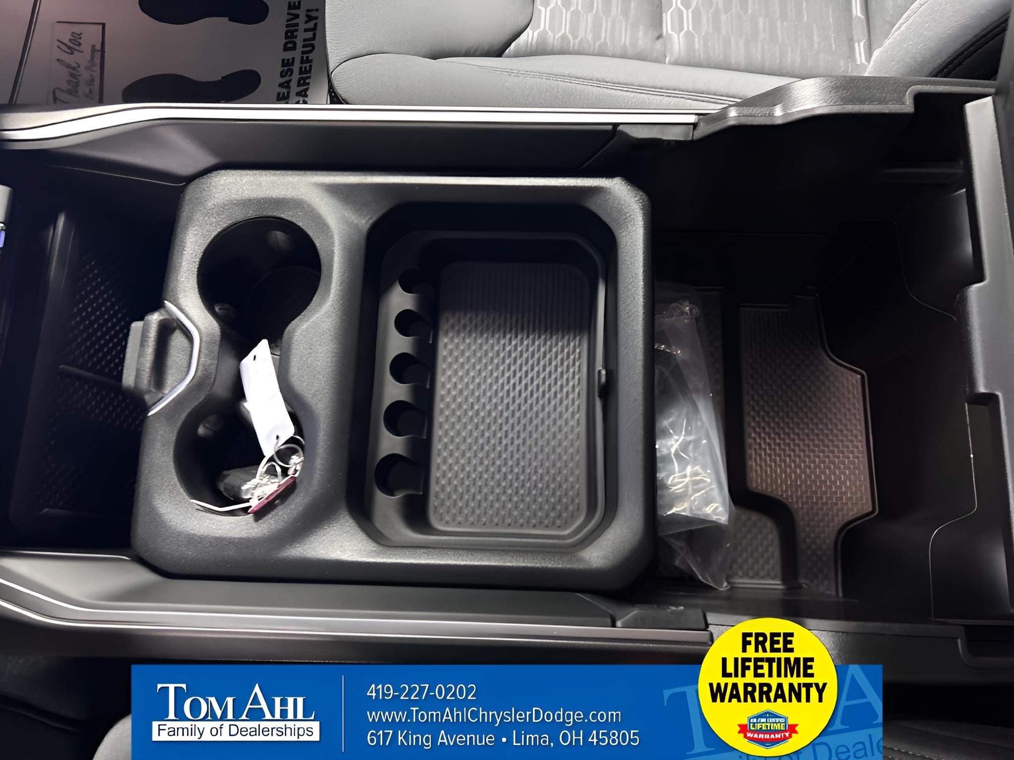 2027 RAM Ram 1500 RAM 1500 BIG HORN CREW CAB 4X4 5'7' BOX
