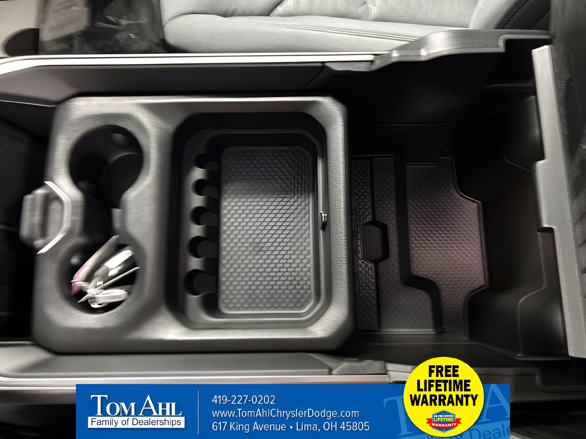 2027 RAM Ram 1500 RAM 1500 BIG HORN CREW CAB 4X4 5'7' BOX