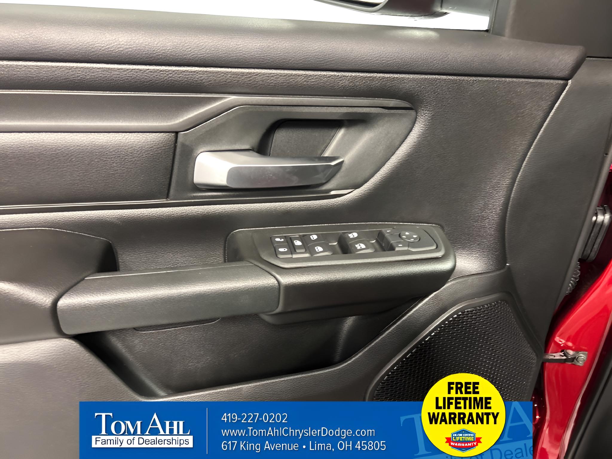 2027 RAM Ram 1500 RAM 1500 EXPRESS CREW CAB 4X4 5'7' BOX