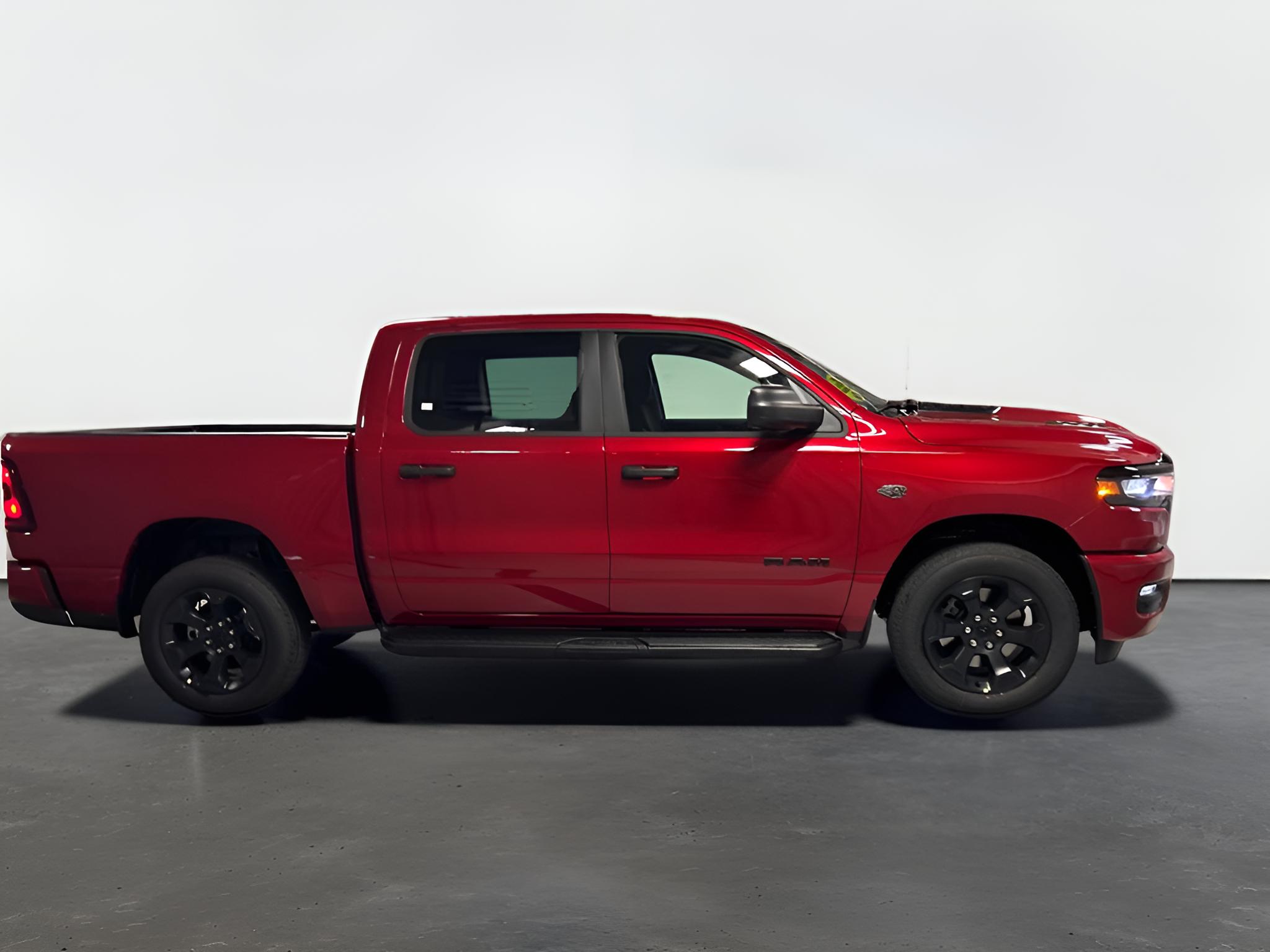 2027 RAM Ram 1500 RAM 1500 EXPRESS CREW CAB 4X4 5'7' BOX