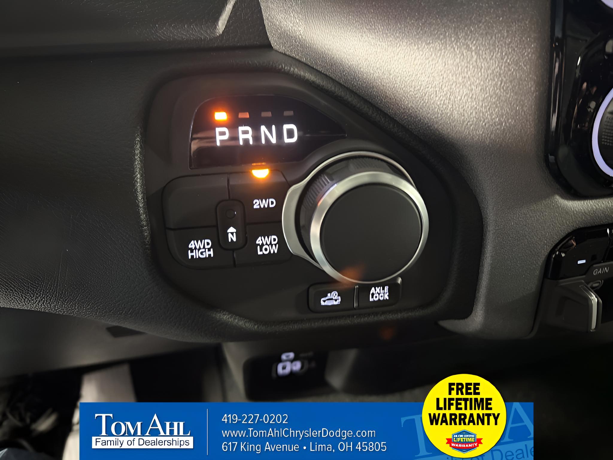 2027 RAM Ram 1500 RAM 1500 WARLOCK CREW CAB 4X4 5'7' BOX