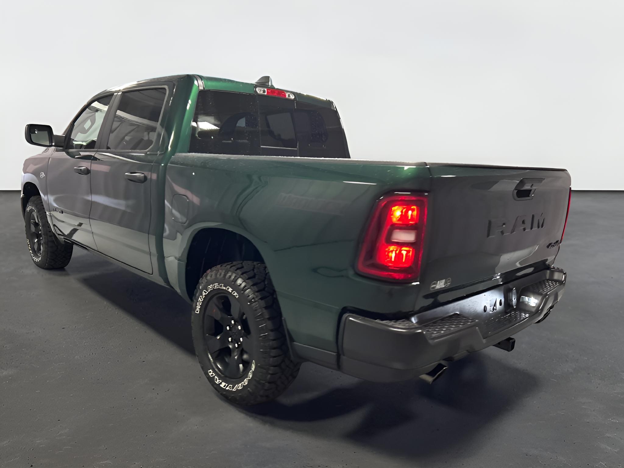 2026 RAM Ram 1500 RAM 1500 WARLOCK CREW CAB 4X4 5'7' BOX