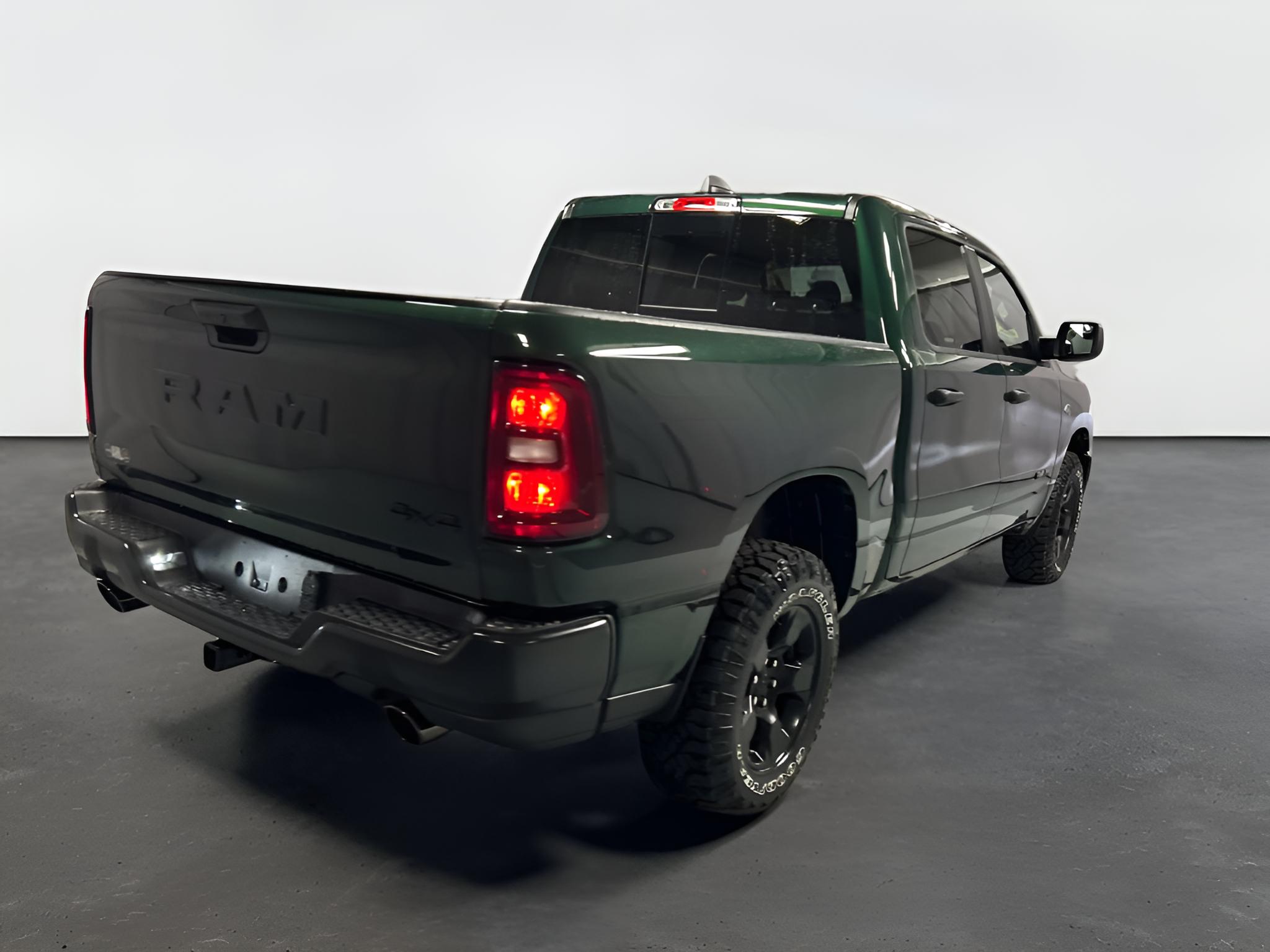 2026 RAM Ram 1500 RAM 1500 WARLOCK CREW CAB 4X4 5'7' BOX