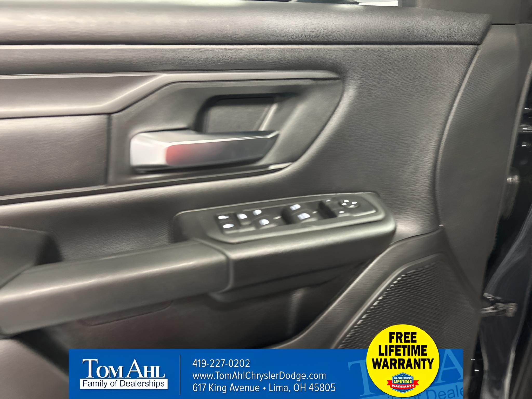 2027 RAM Ram 1500 RAM 1500 EXPRESS CREW CAB 4X4 5'7' BOX