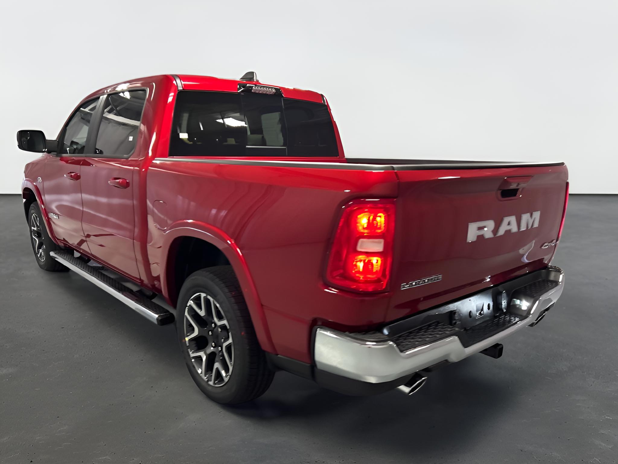 2027 RAM Ram 1500 RAM 1500 LARAMIE CREW CAB 4X4 5'7' BOX