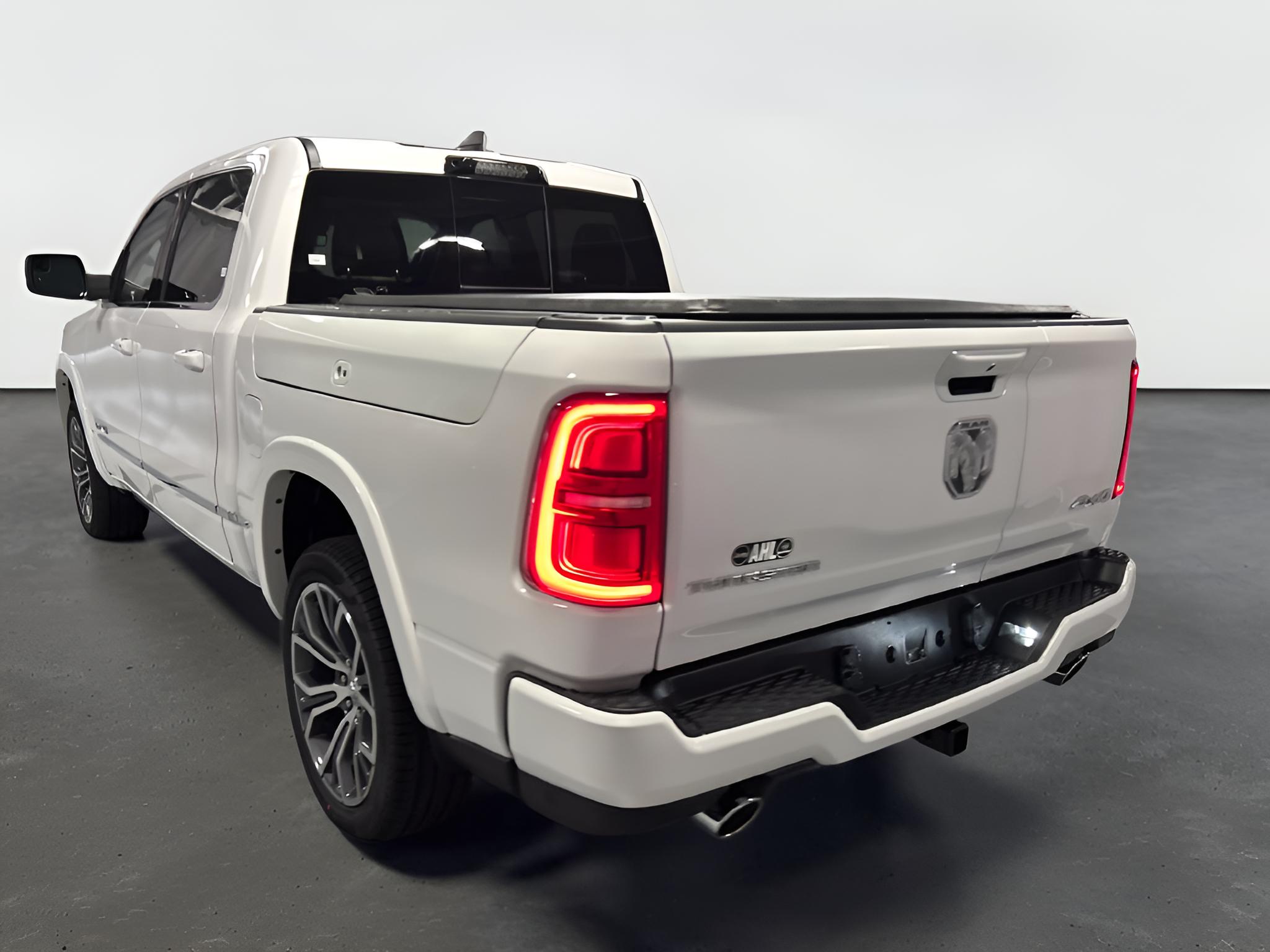 2027 RAM Ram 1500 RAM 1500 TUNGSTEN CREW CAB 4X4 5'7' BOX