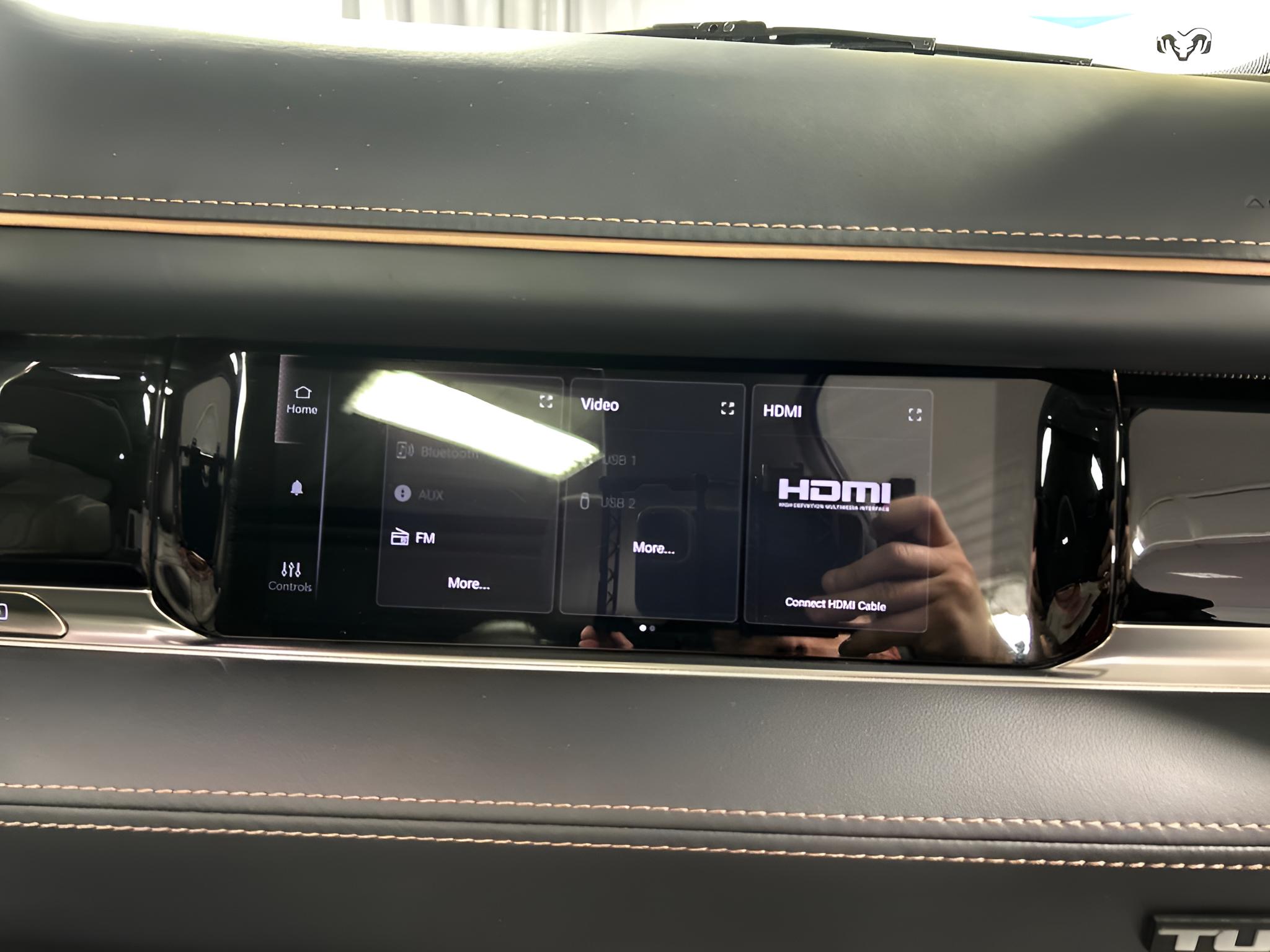 2025 RAM 1500 Tungsten Crew Cab 4x4 5'7' Box