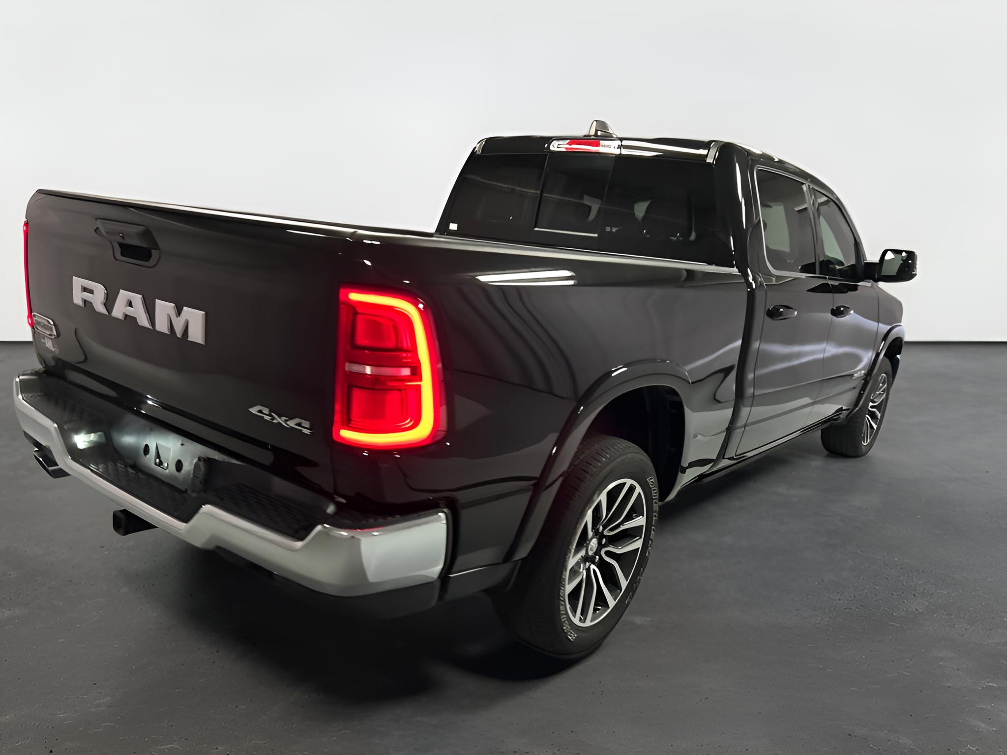 2025 RAM 1500 Limited Longhorn Crew Cab 4x4 6'4' Box