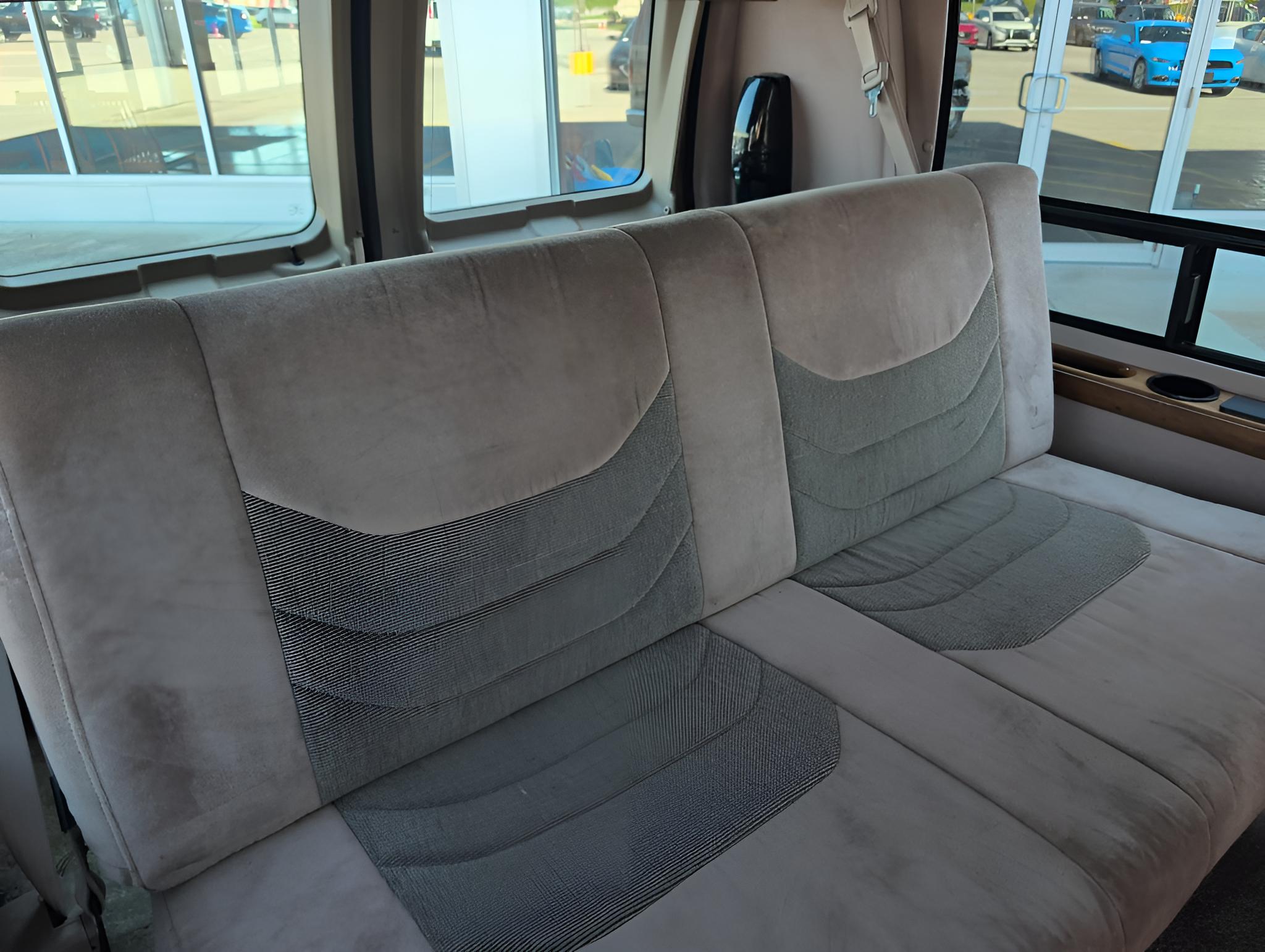 1999 Ford E-150 RV