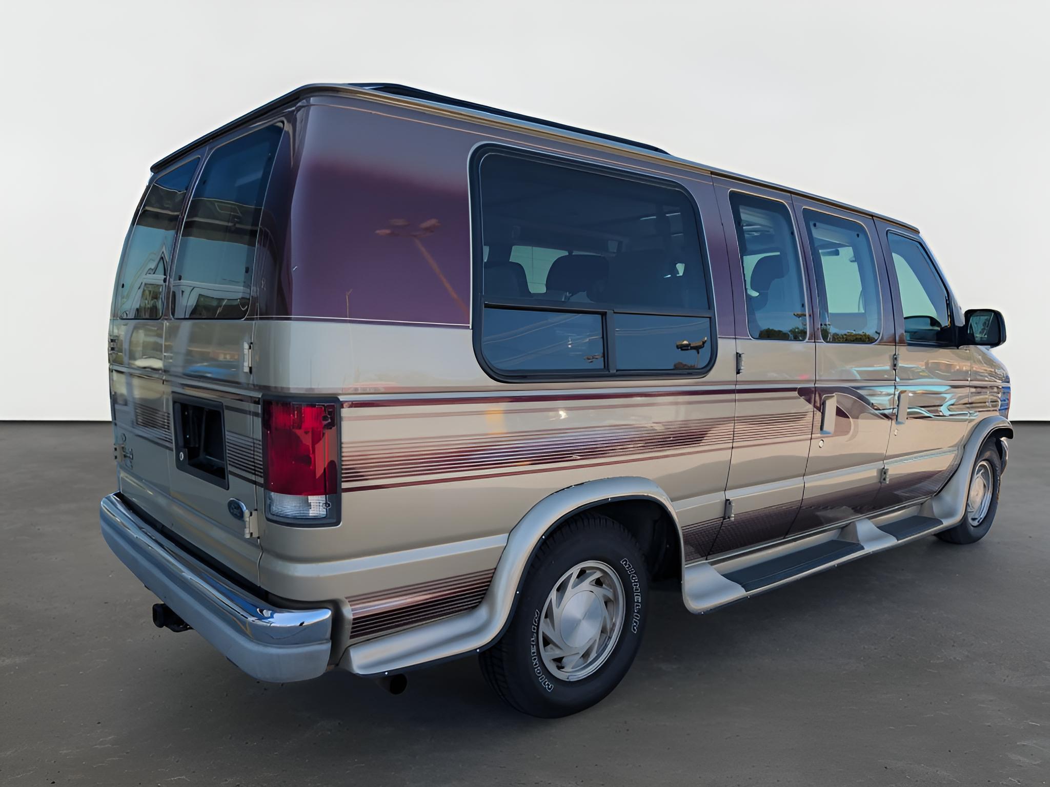 1999 Ford E-150 RV