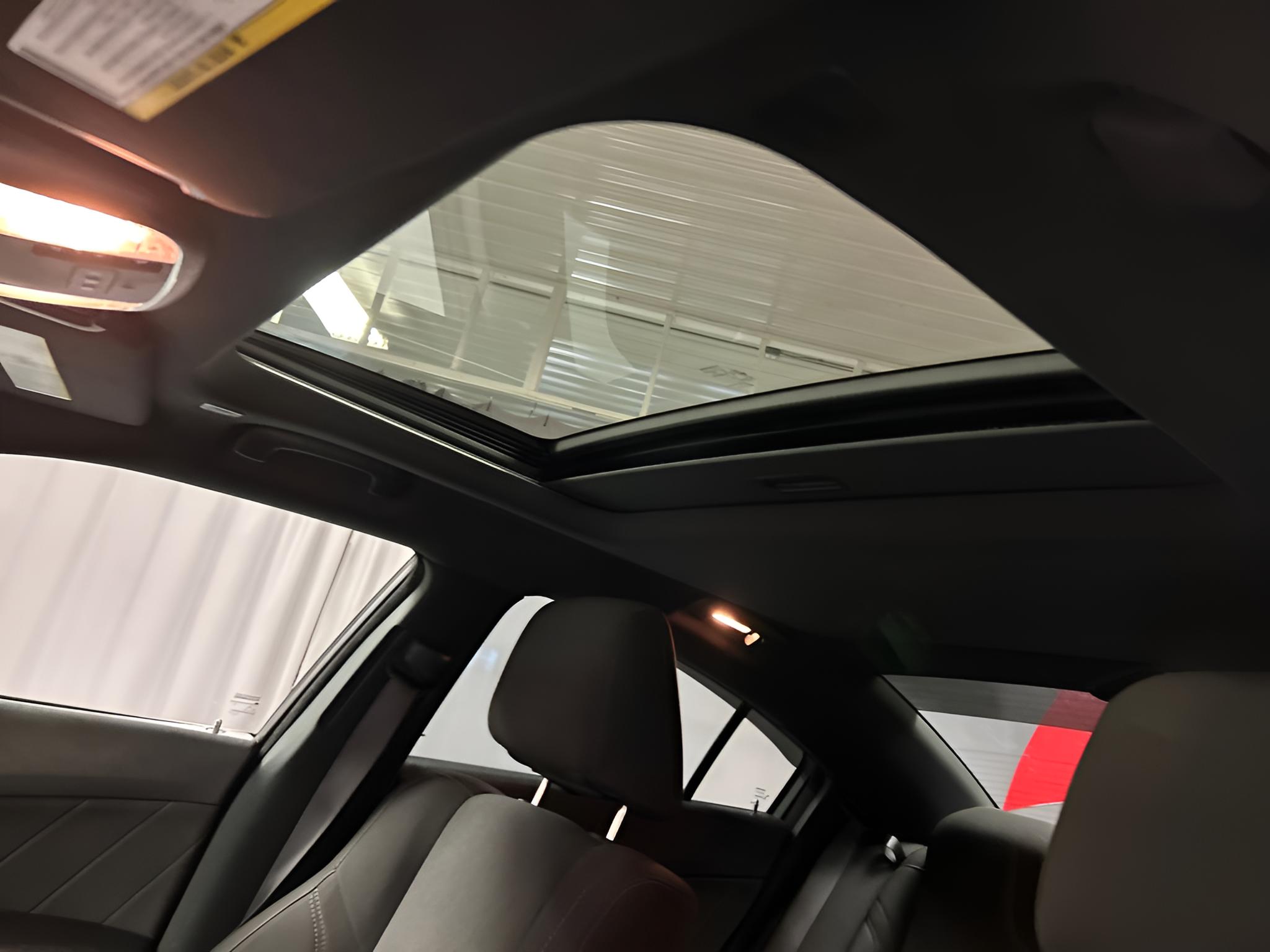 2021 Dodge Charger SXT RWD