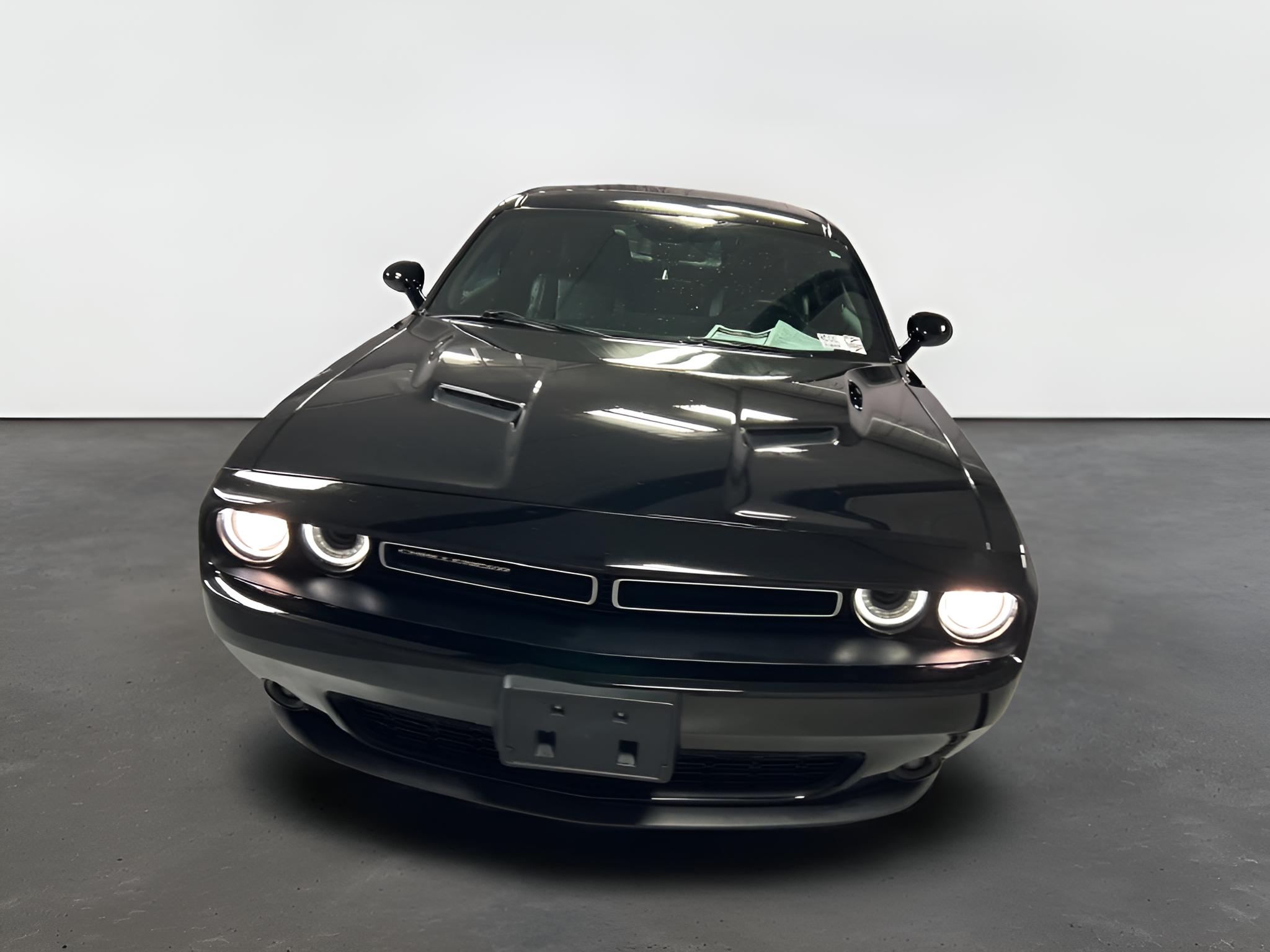 2017 Dodge Challenger SXT