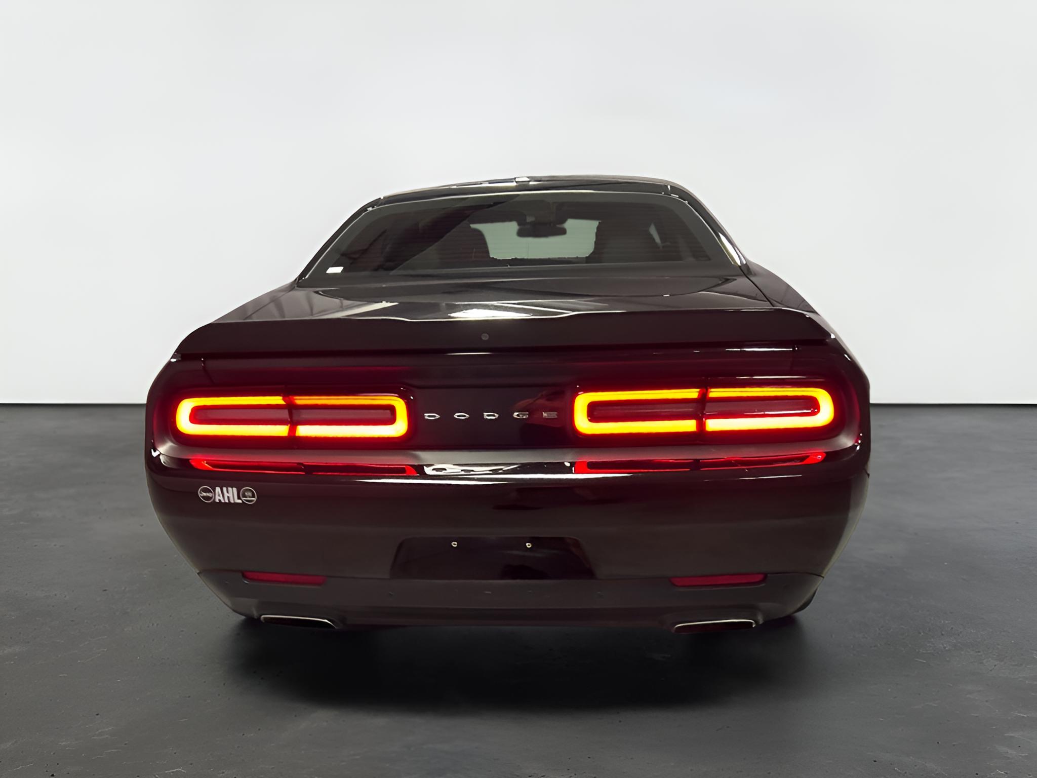 2017 Dodge Challenger SXT