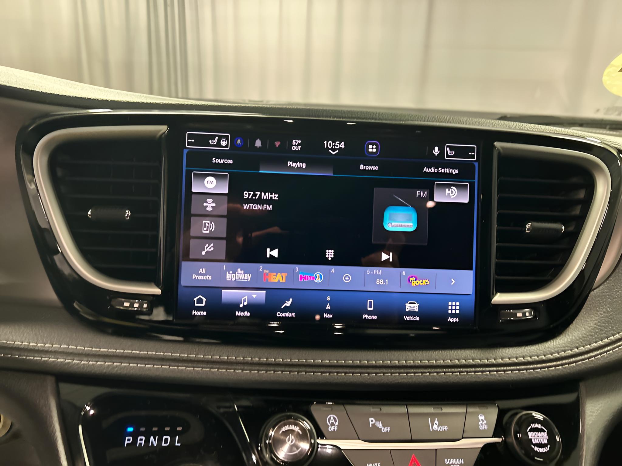 2027 Chrysler Pacifica PACIFICA SELECT