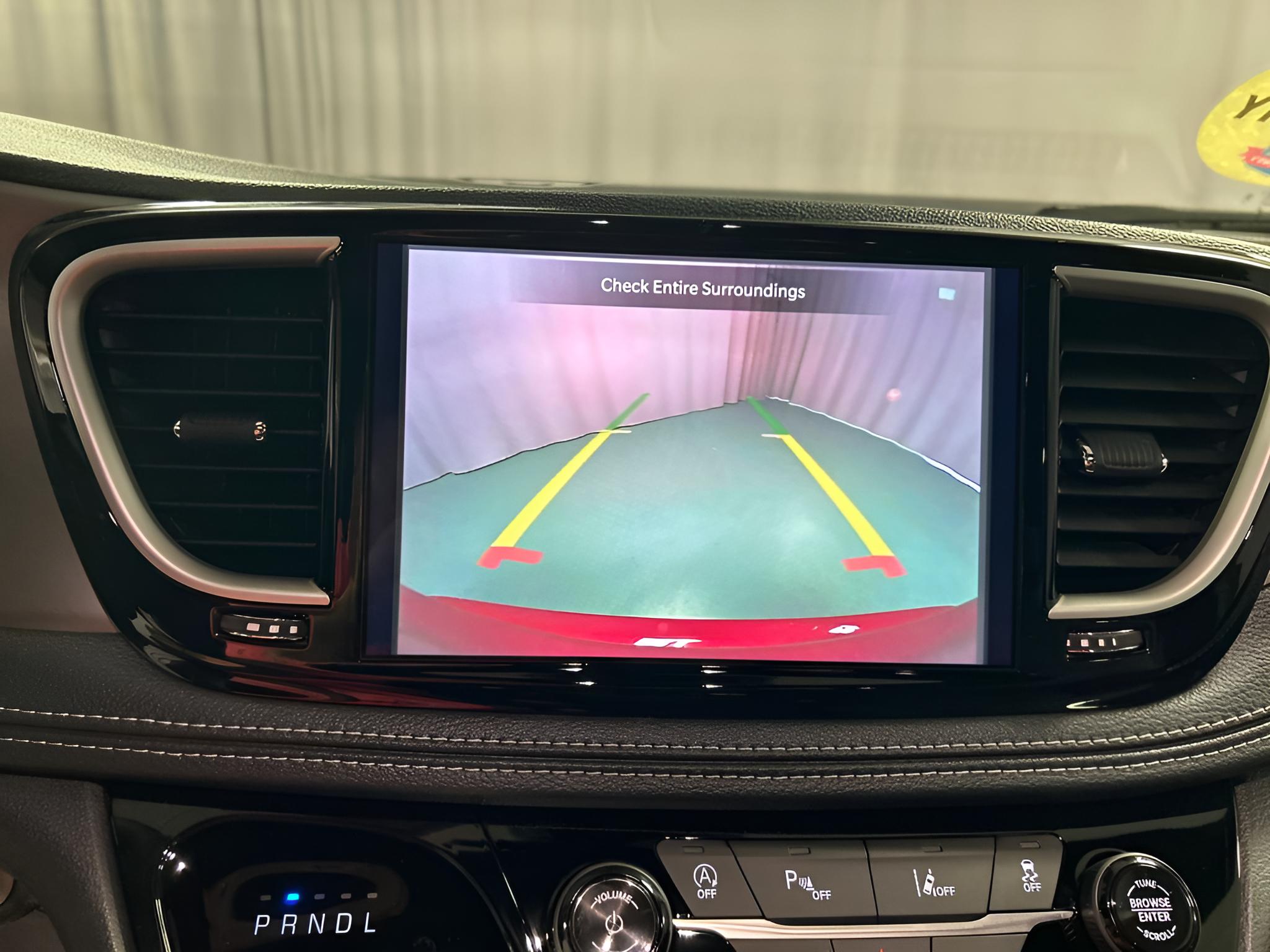 2027 Chrysler Pacifica PACIFICA SELECT