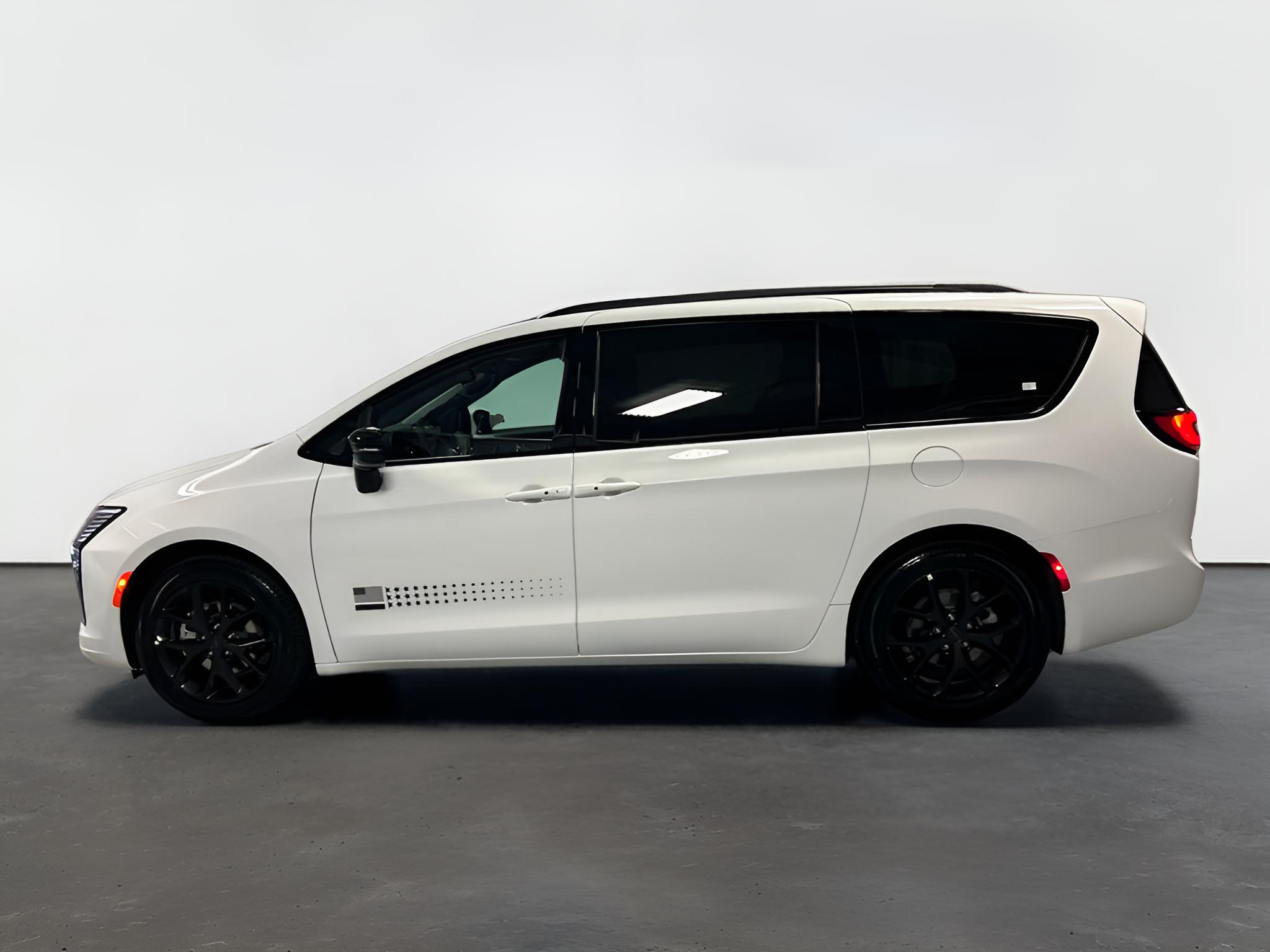 2027 Chrysler Pacifica PACIFICA SELECT