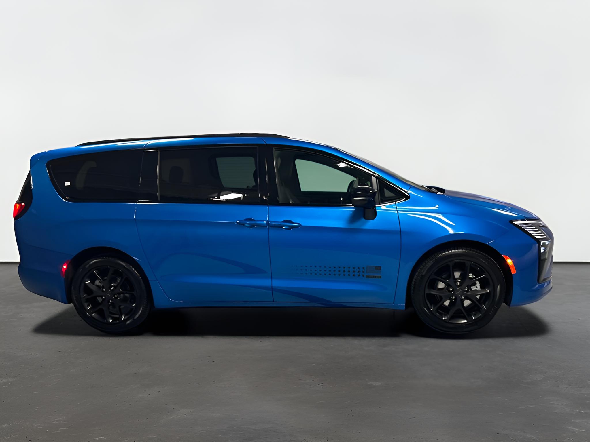 2027 Chrysler Pacifica PACIFICA SELECT
