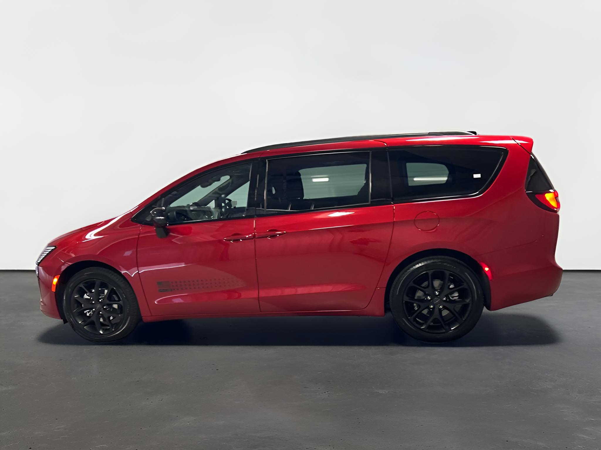 2027 Chrysler Pacifica PACIFICA SELECT
